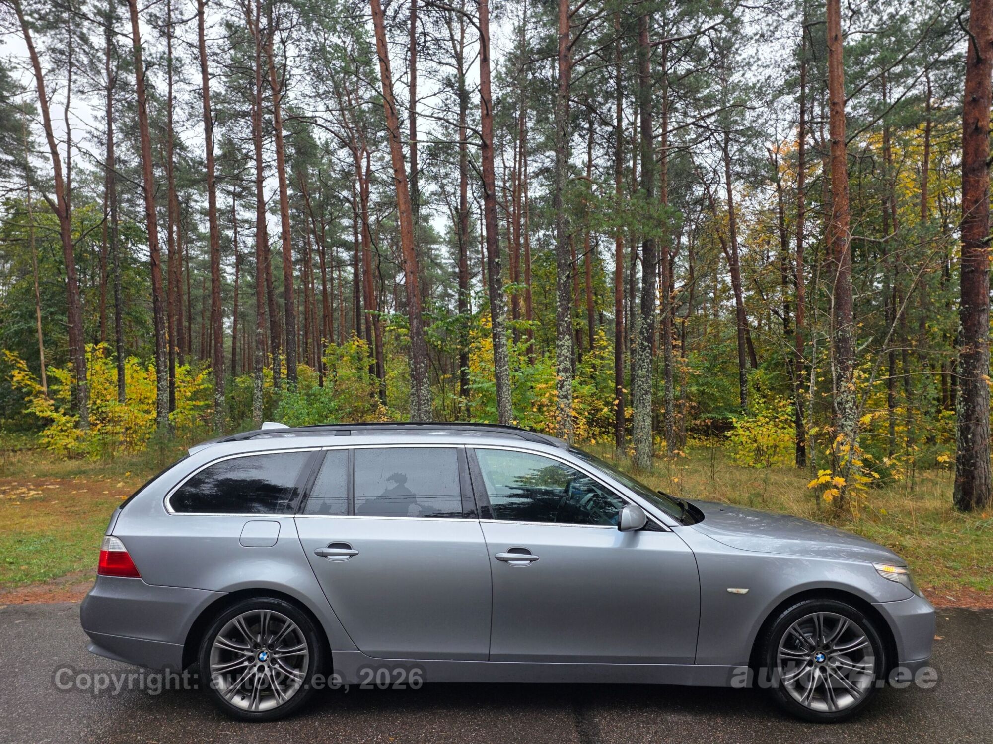 BMW 5 Series 2006 — photo 12