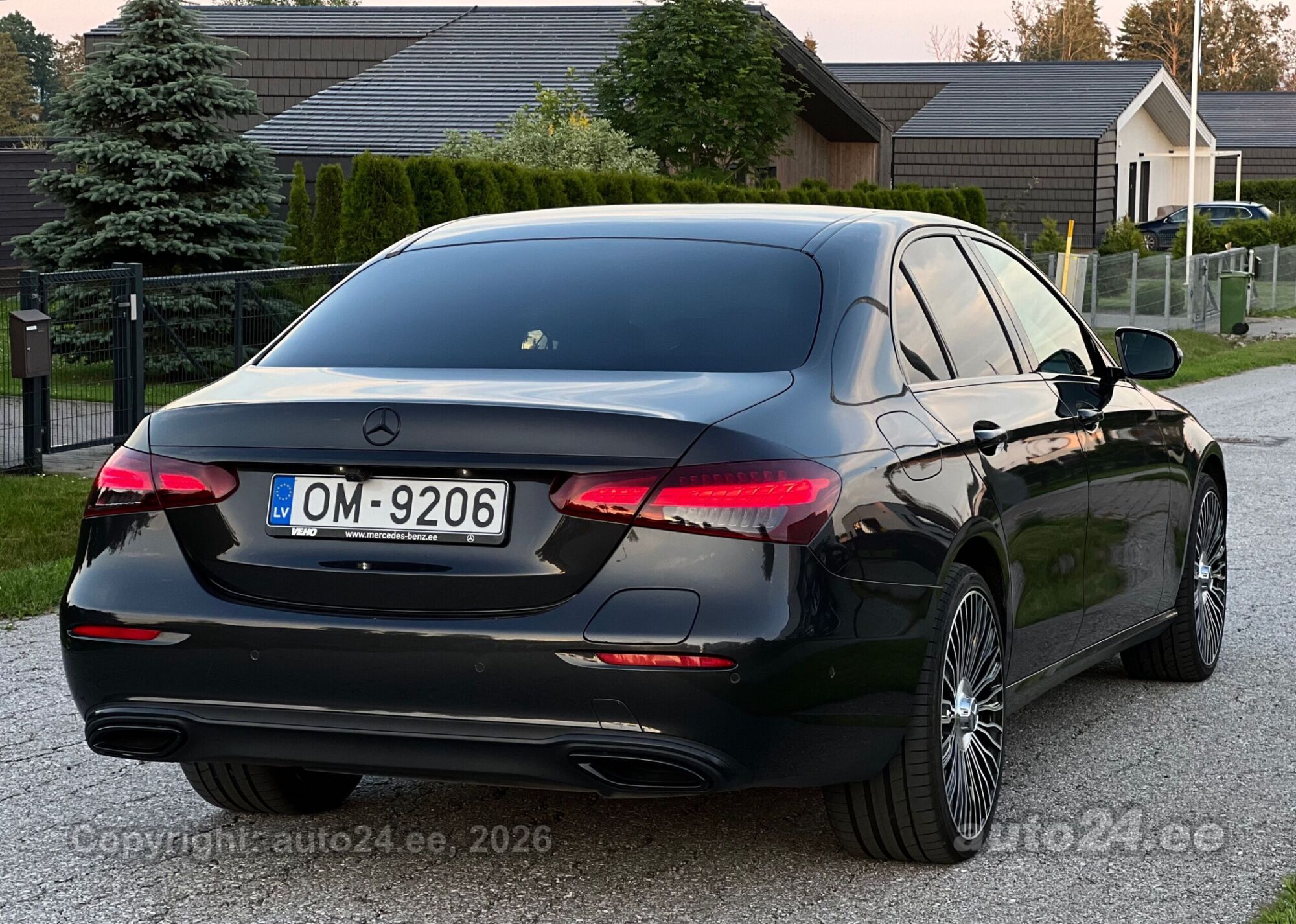 Mercedes-Benz E-sarja 2022, photo 3/10