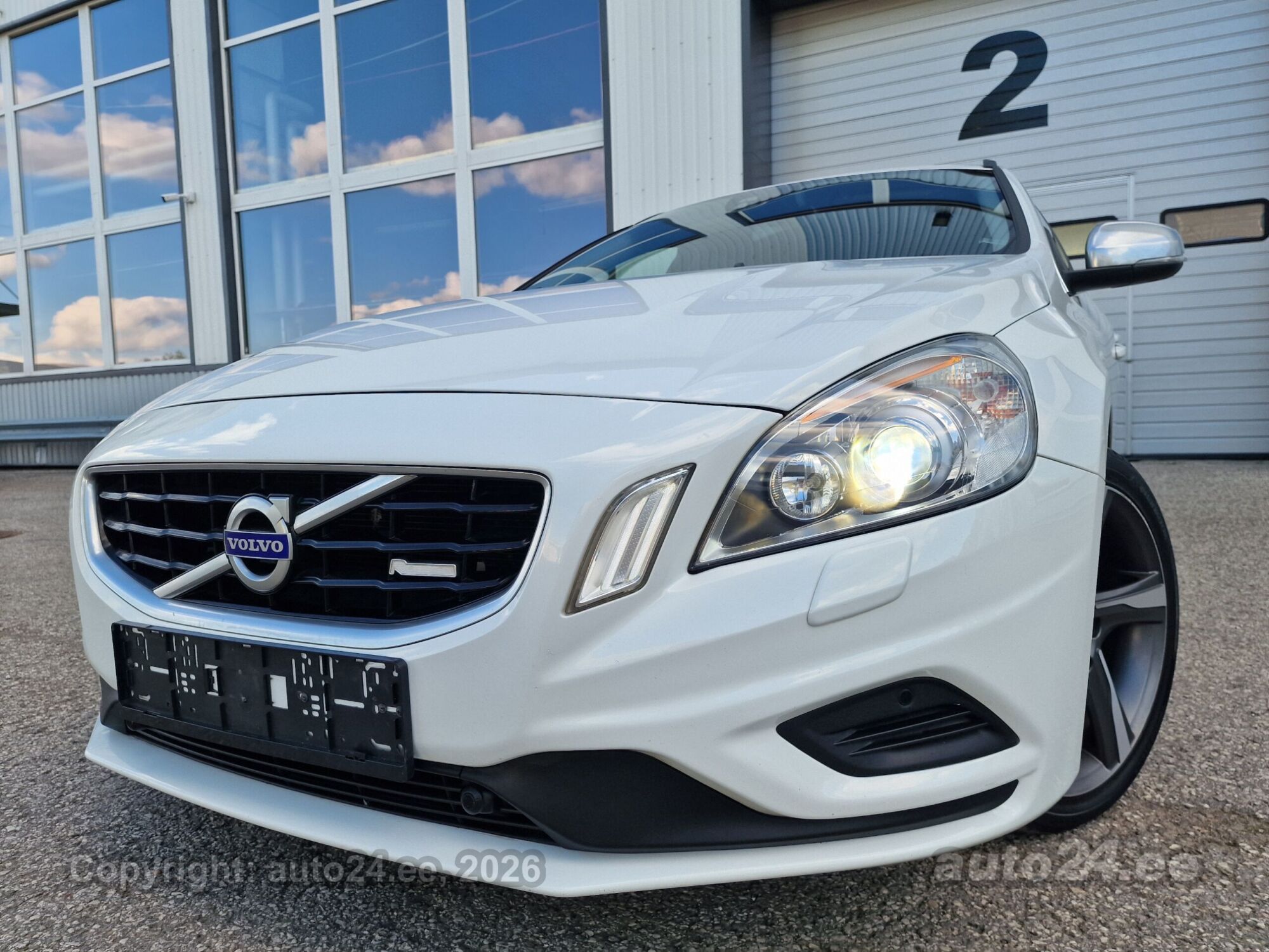 Volvo V60 2011, kuva 3/10