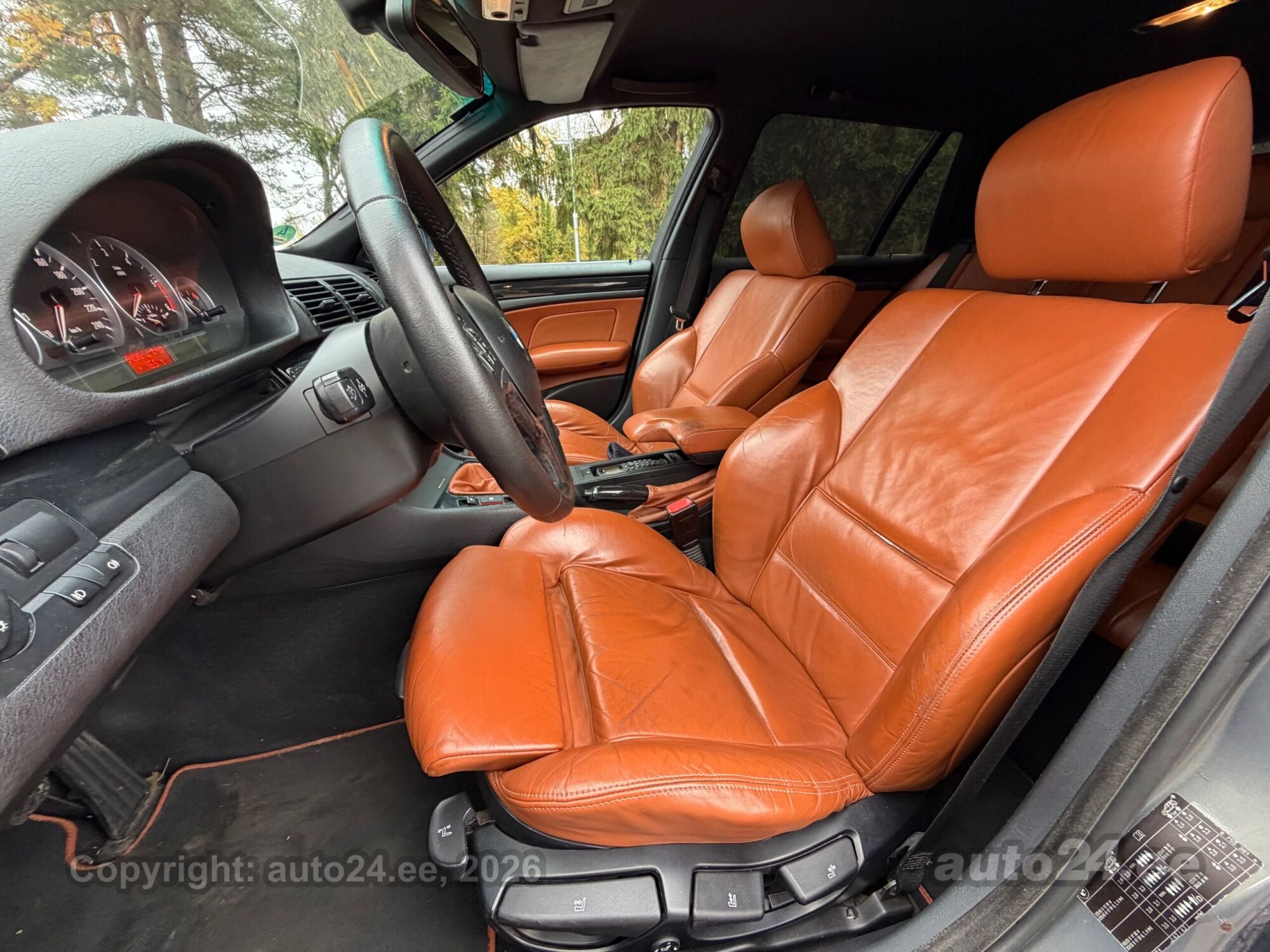 BMW 3 Series 2005 — photo 12