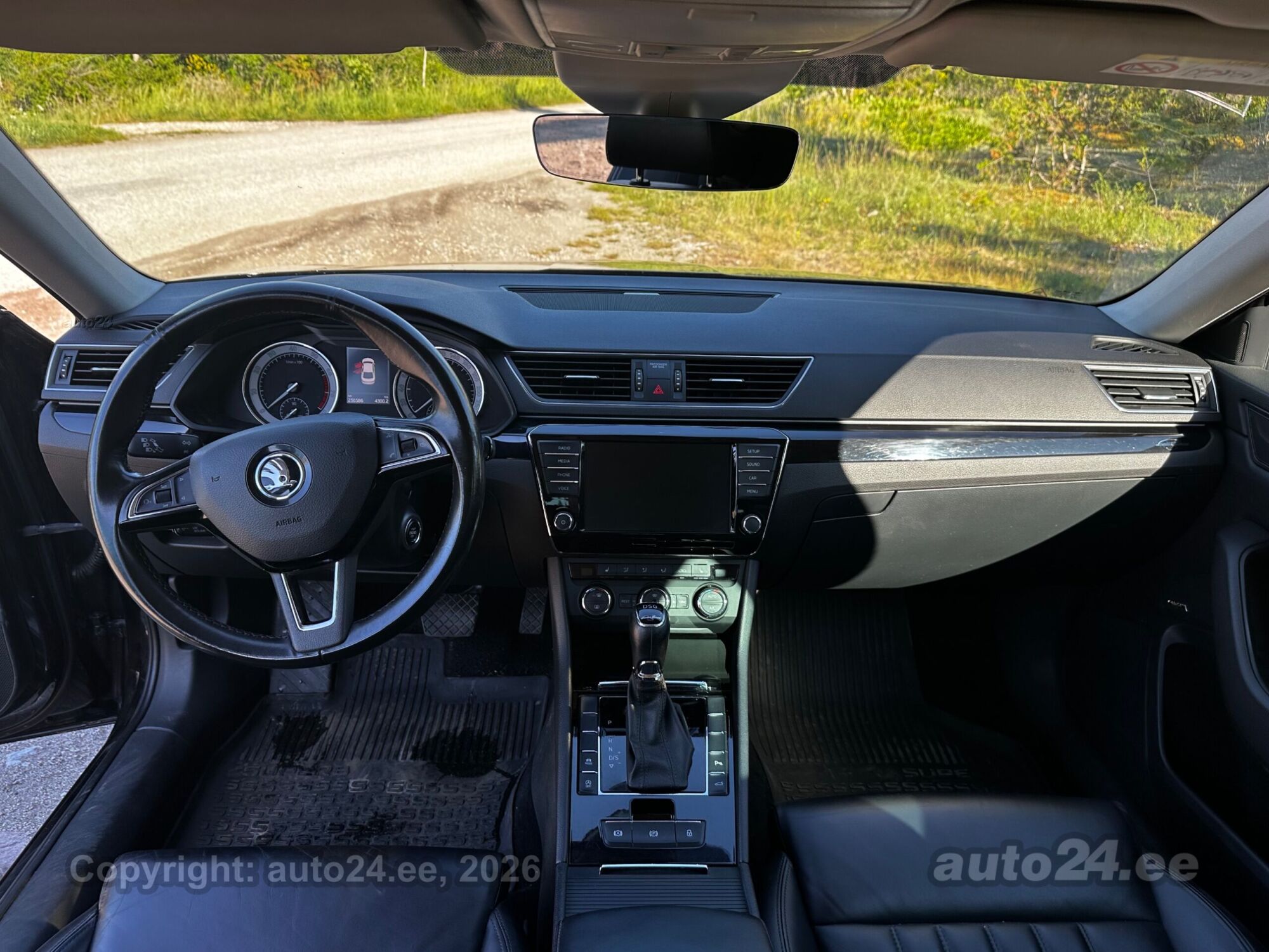 Skoda Superb Laurin & Klement 1.8 132kW 2017, photo 8/8