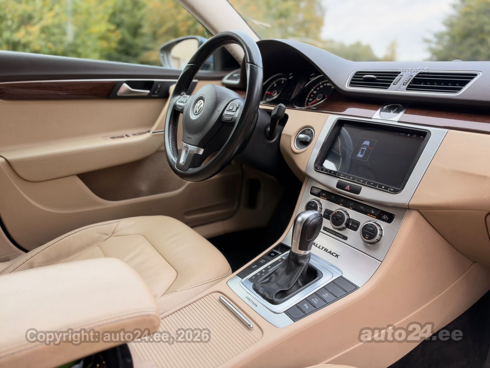 Volkswagen Passat 2013 — photo 12