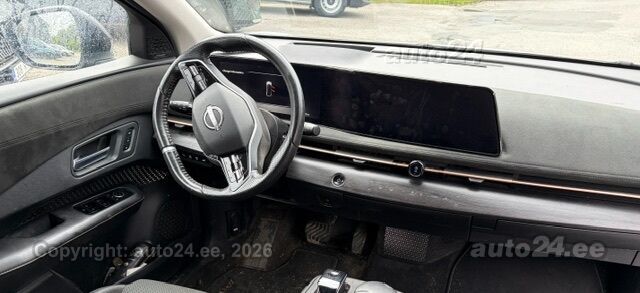 Nissan Ariya - 2