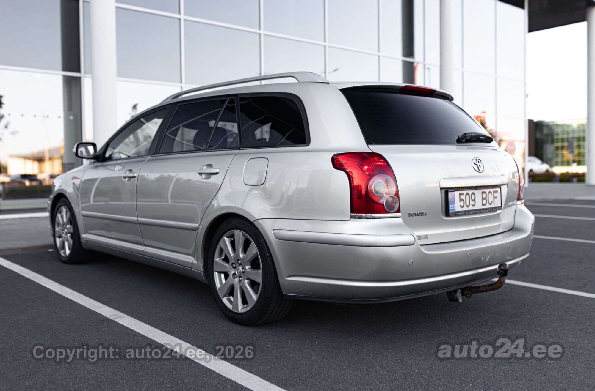 Toyota Avensis 2008, kuva 4/10