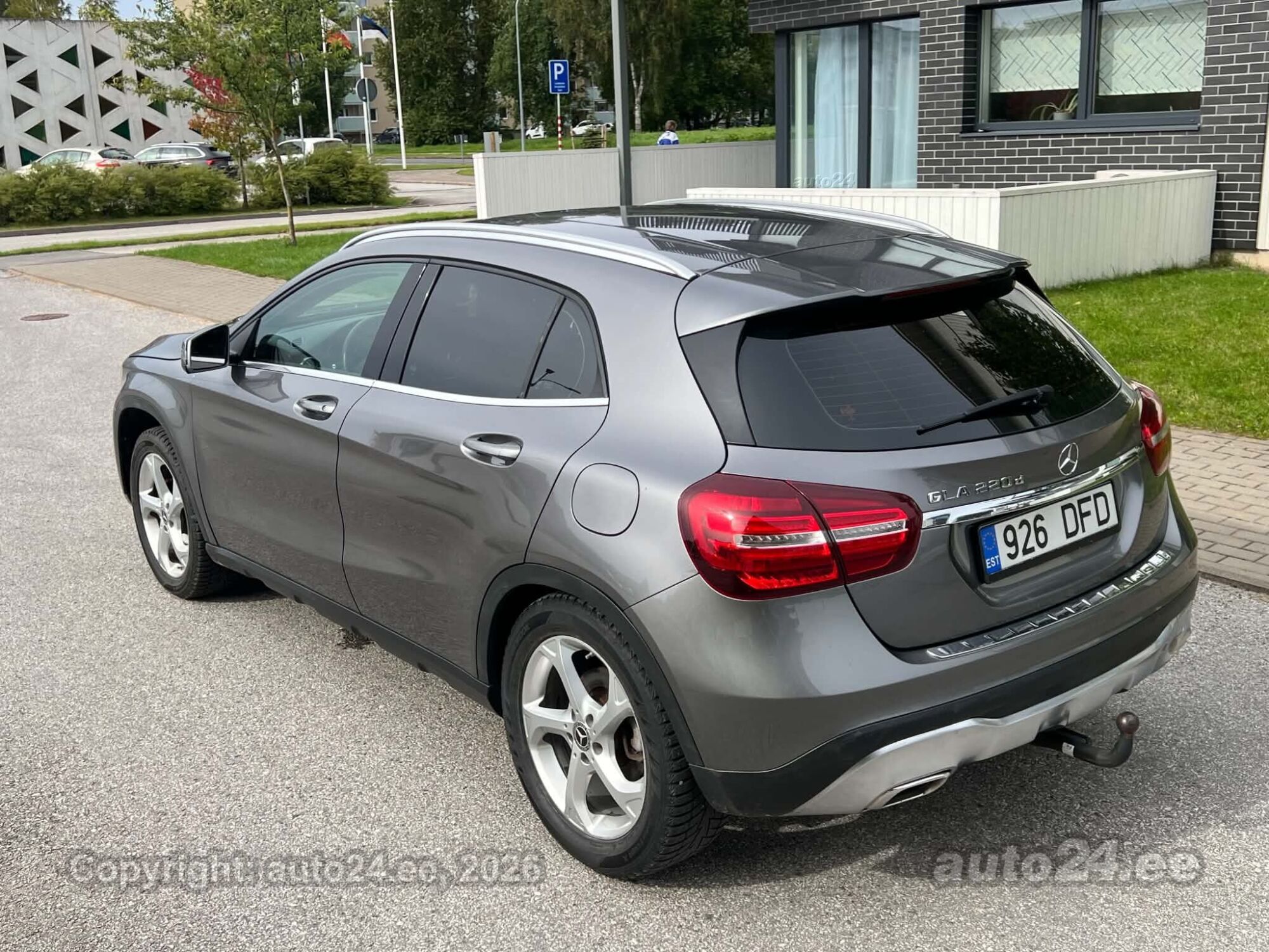 Mercedes-Benz GLA 220 - 7