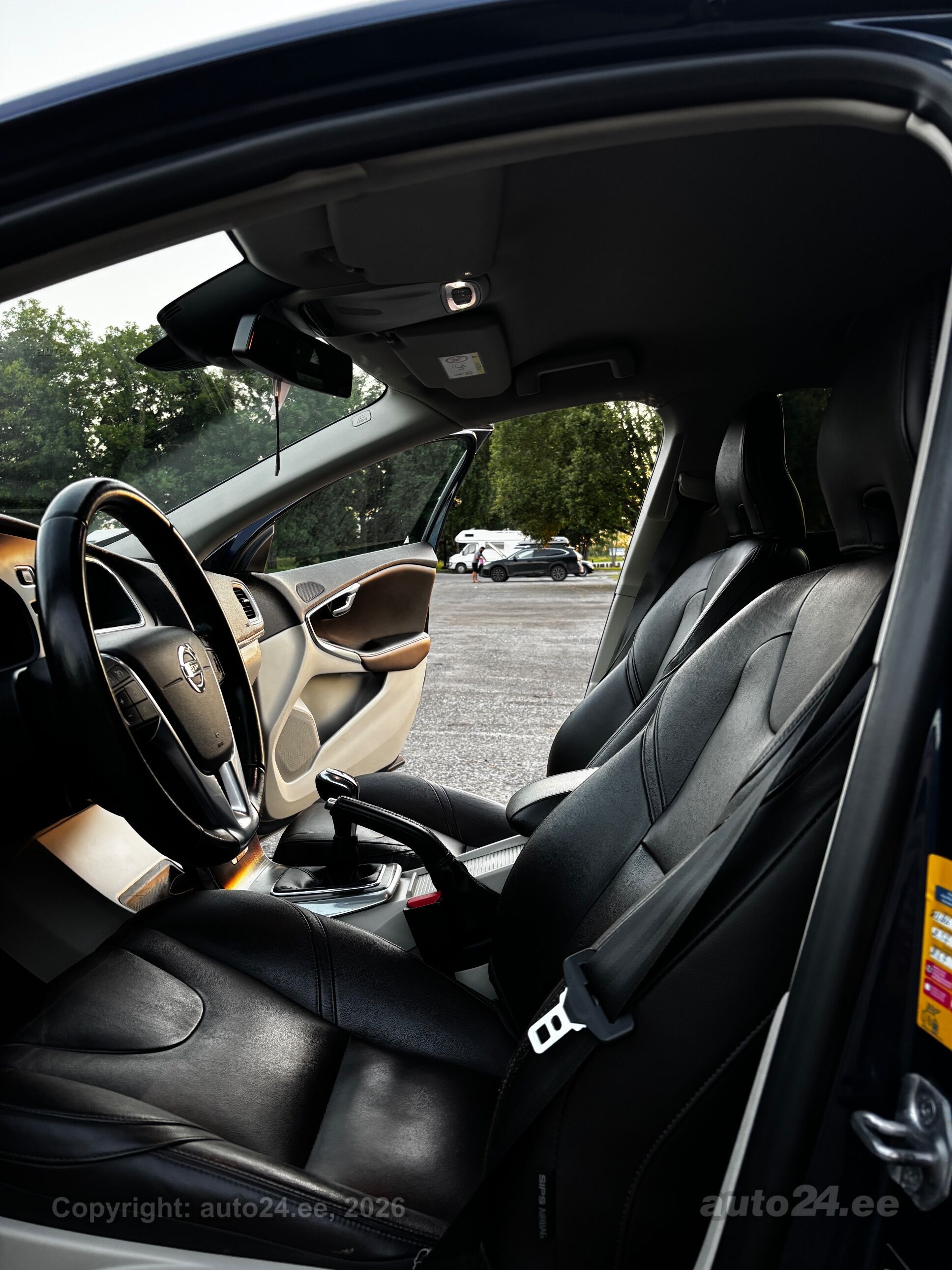 Volvo V40 - 10