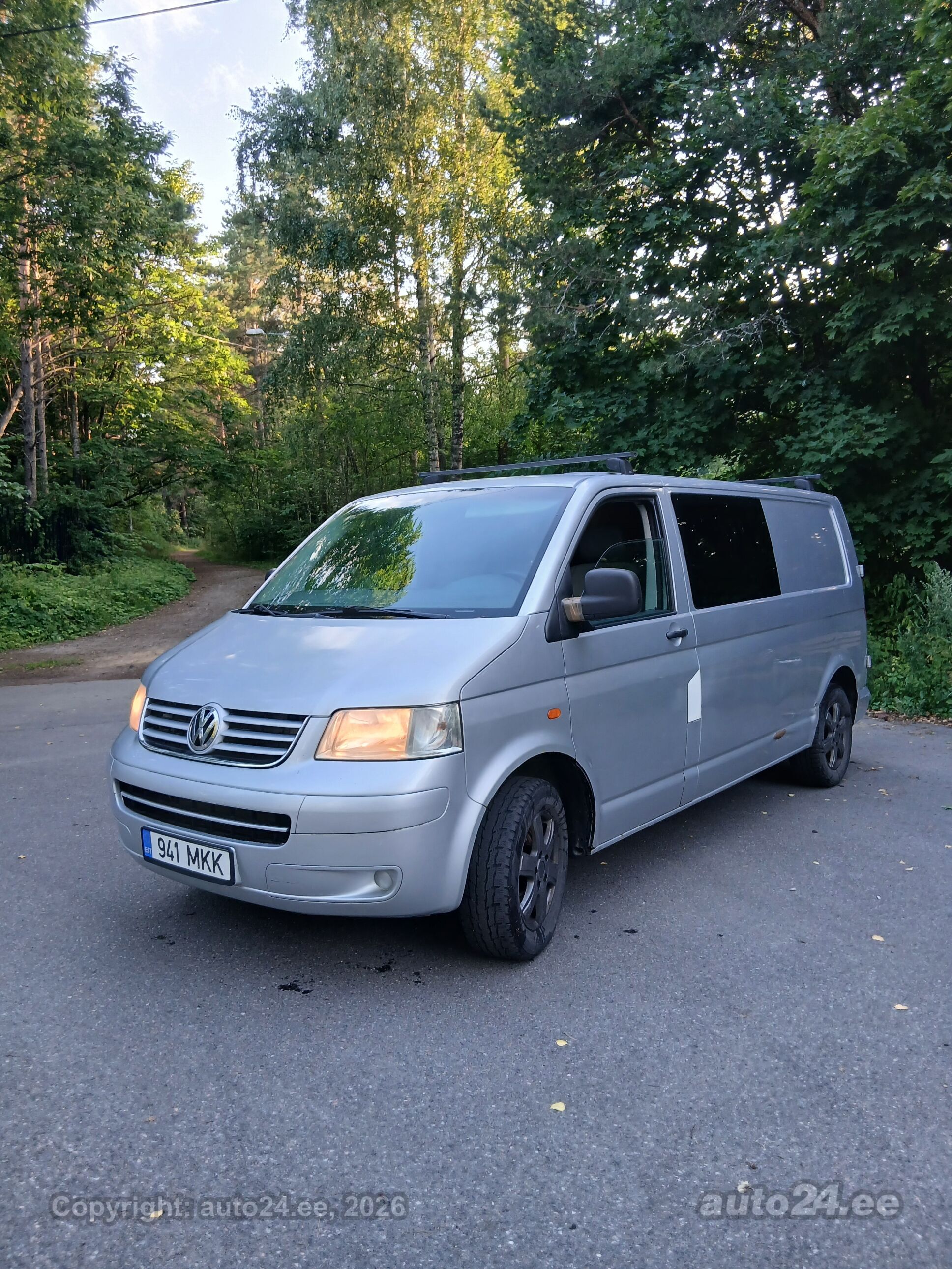 Volkswagen Transporter 2.5 96kW 2007, kuva 2/9
