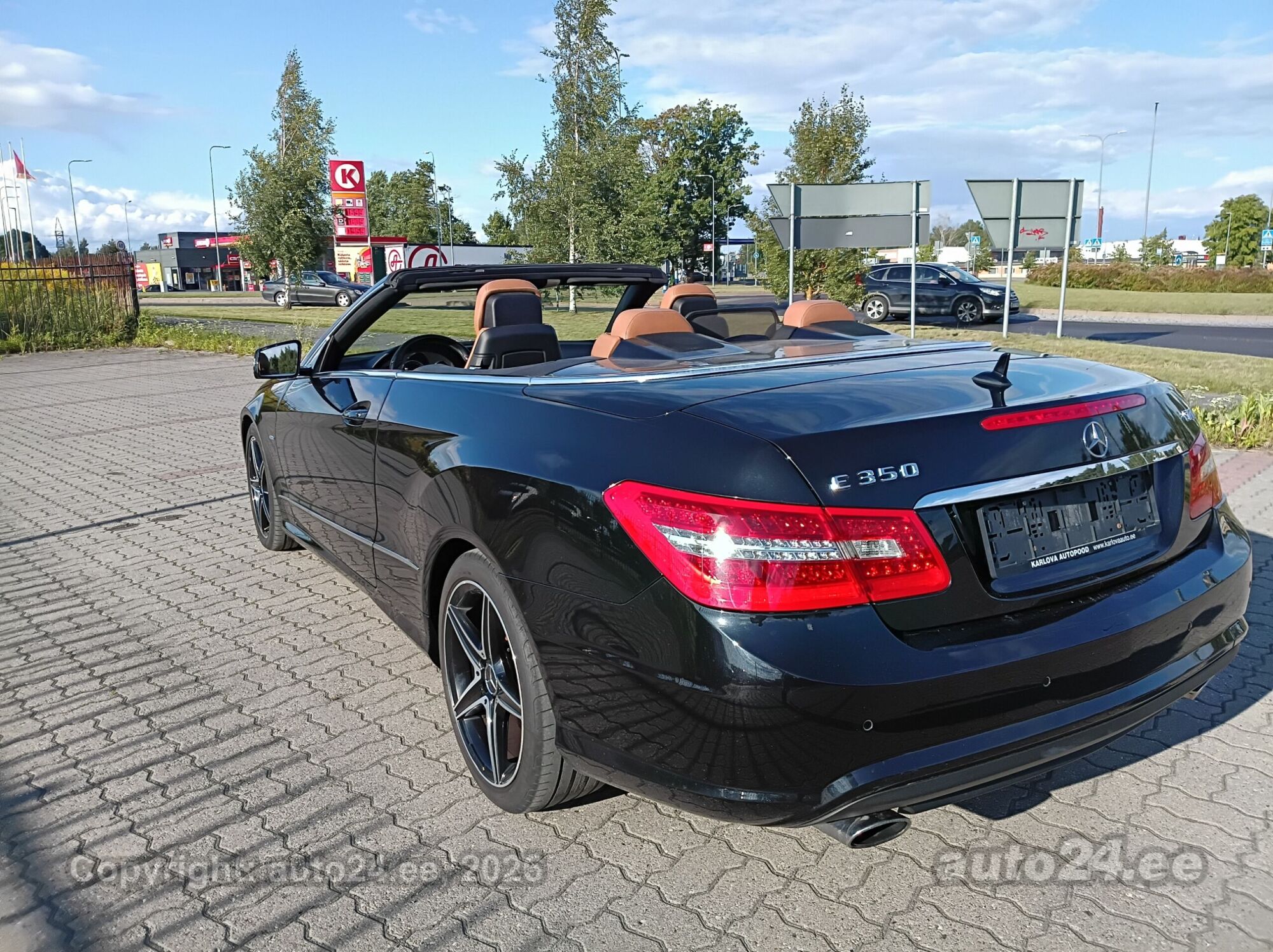 Mercedes-Benz E-sarja 2011, kuva 4/10