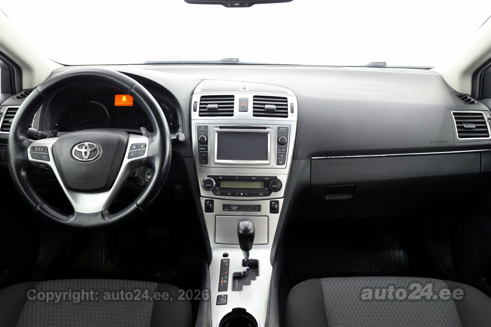 Toyota Avensis - 5
