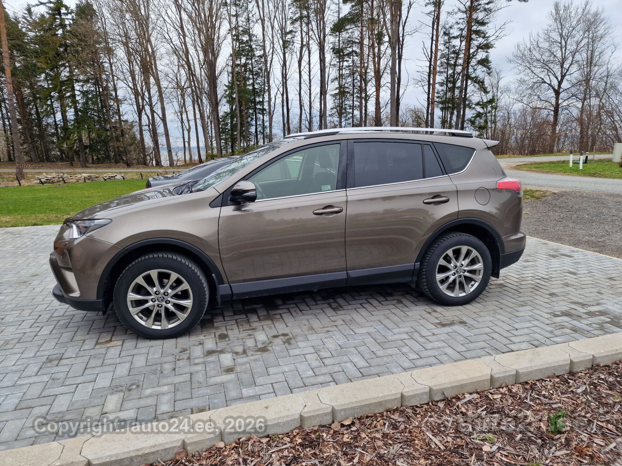 Toyota RAV4 - 2