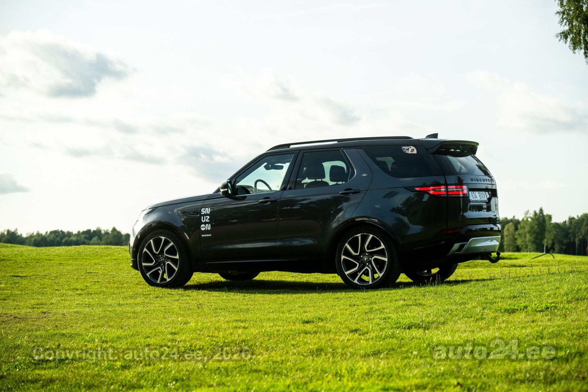 Land Rover Discovery 5 HSE 3.0 190kW 2018, kuva 5/10