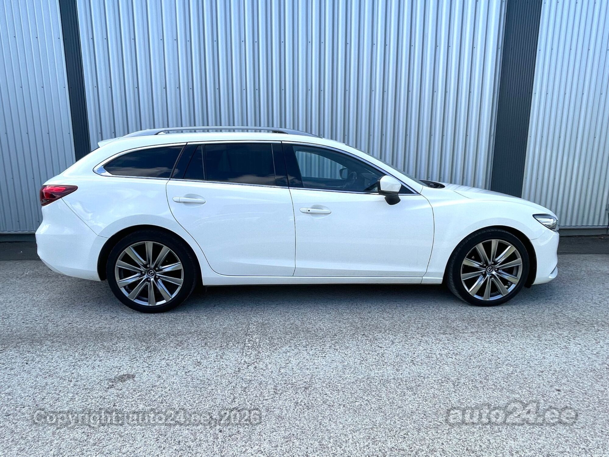 Mazda 6 Exclusive 2.2 Skyactiv D 135kW 2020, photo 3/10