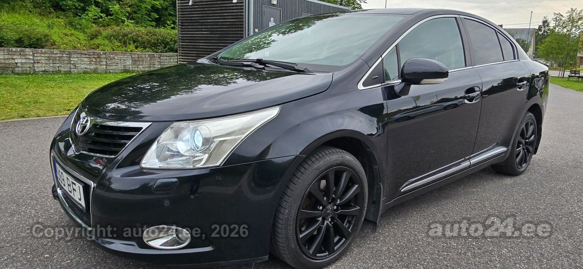 Toyota Avensis 1.8 108kW 2011, kuva 4/10