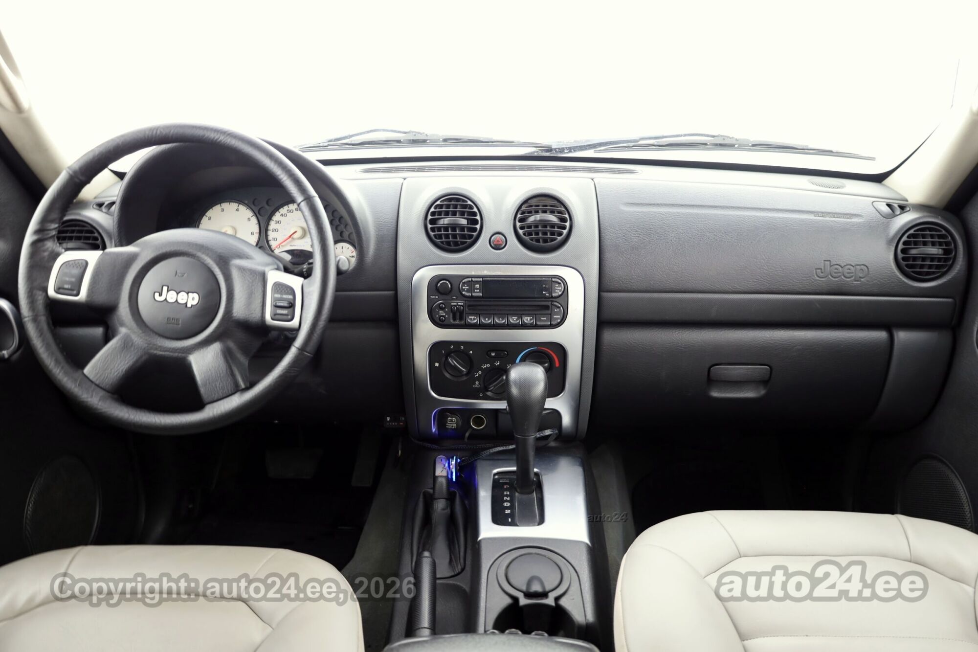 Jeep Cherokee Liberty LPG ATM 3.7 155kW 2002, kuva 5/9