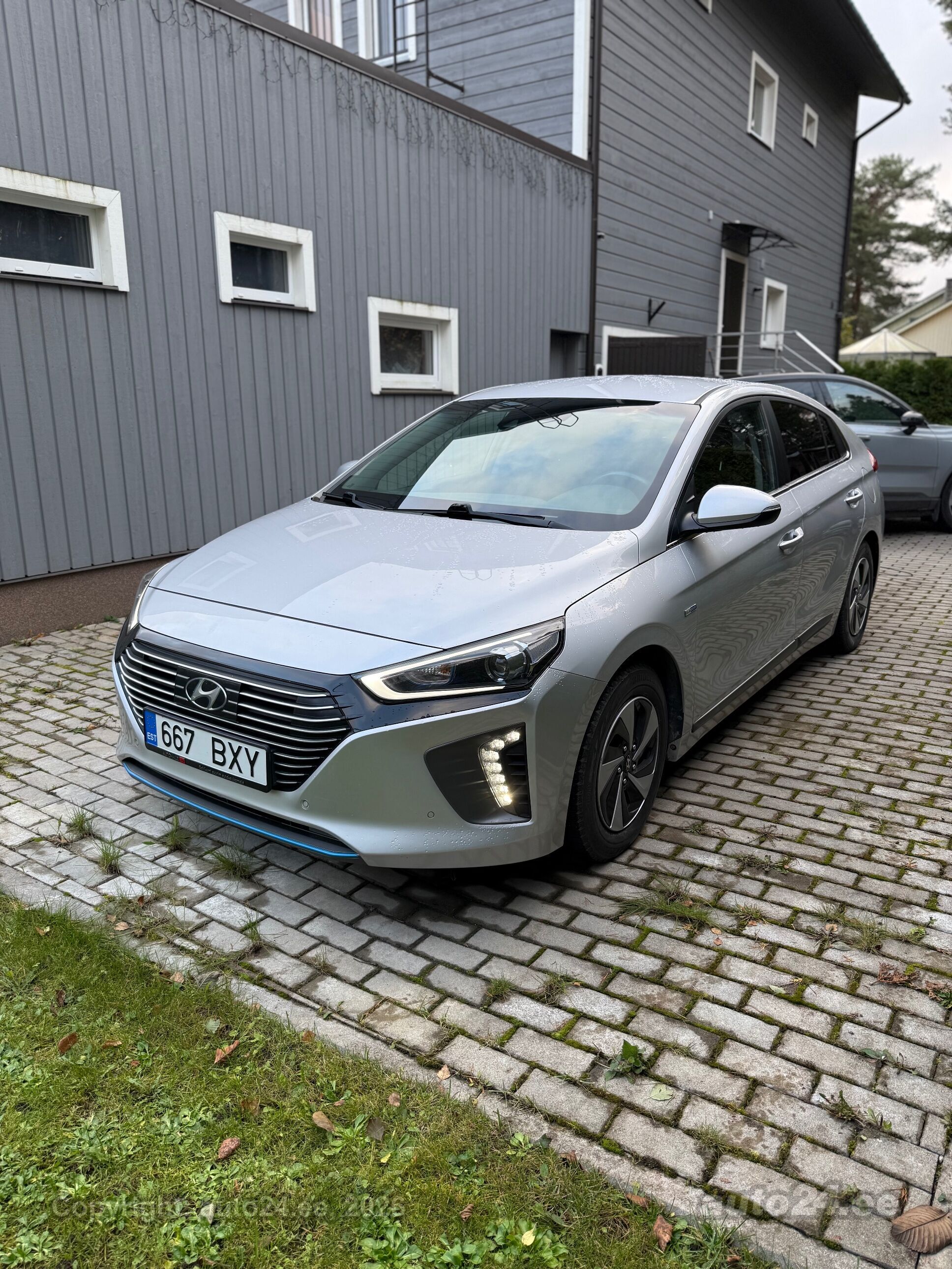 Hyundai Ioniq