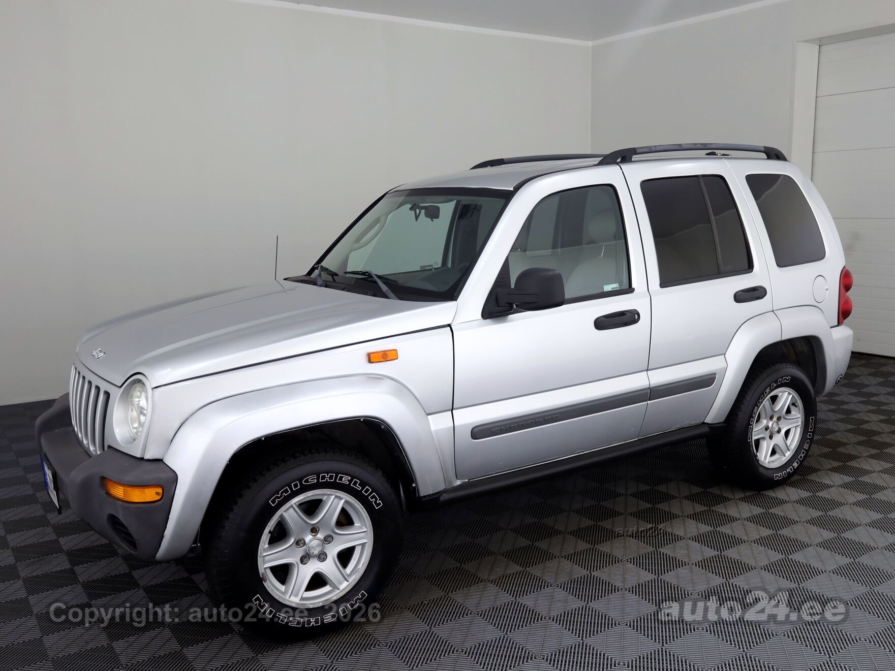 Jeep Cherokee Liberty LPG ATM 3.7 155kW 2002, kuva 2/9