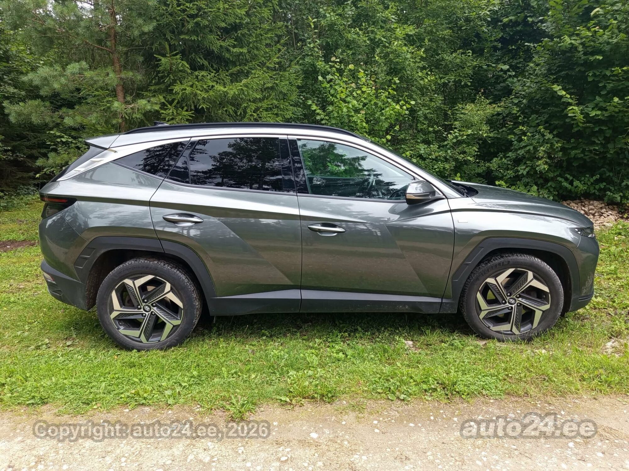 Hyundai Tucson - 2