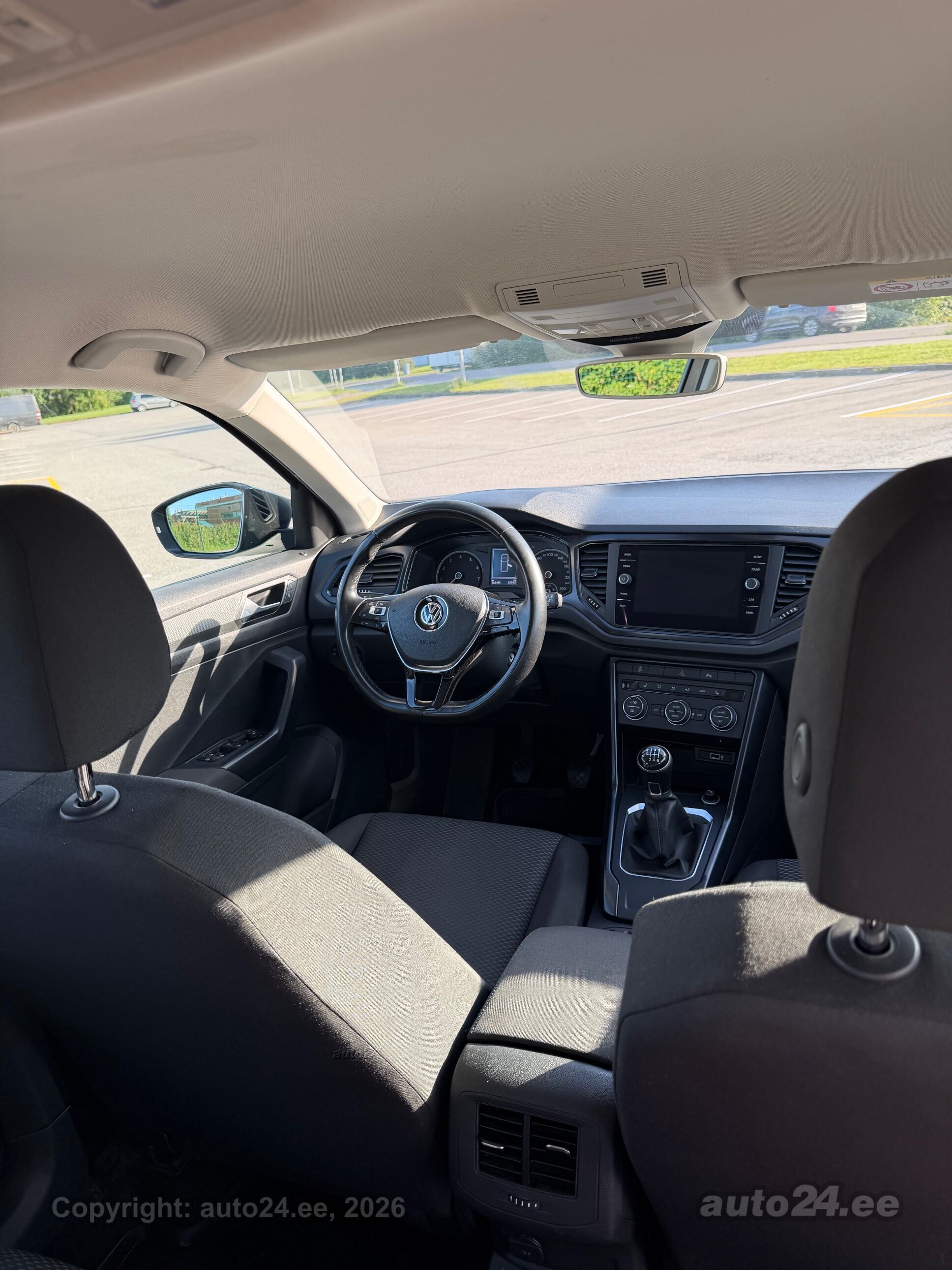 Volkswagen T-Roc 1.0 85kW 2018, photo 5/8