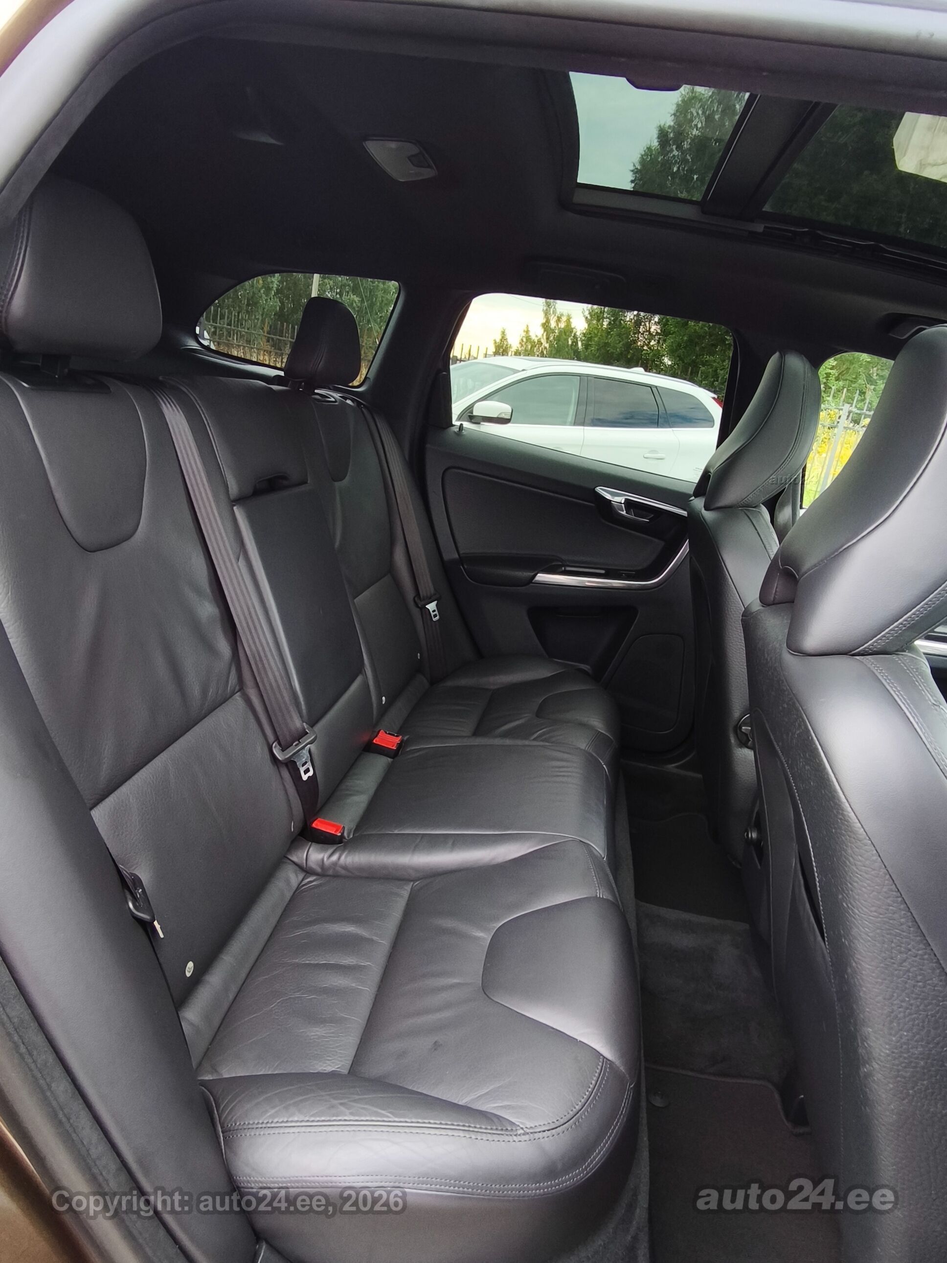 Volvo XC60 - 11