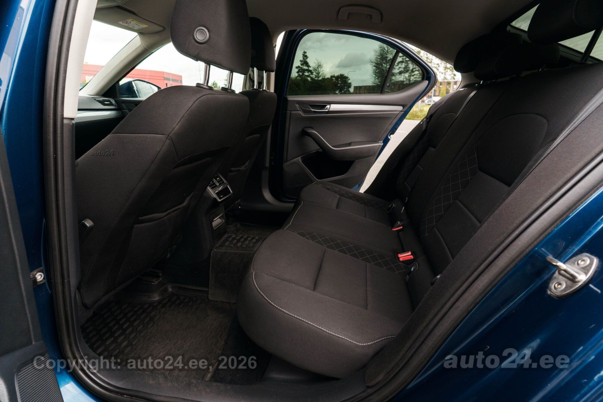 Škoda Superb - 10
