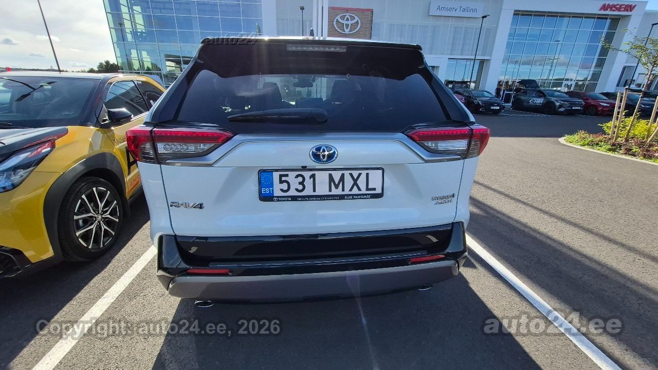 Toyota RAV4 - 6