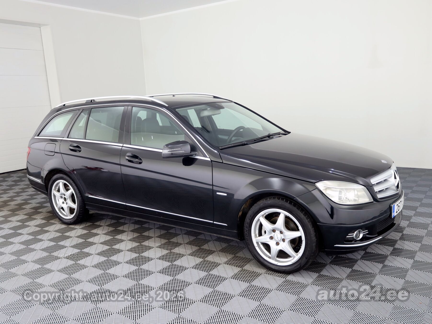 Mercedes-Benz C-Class, 2009