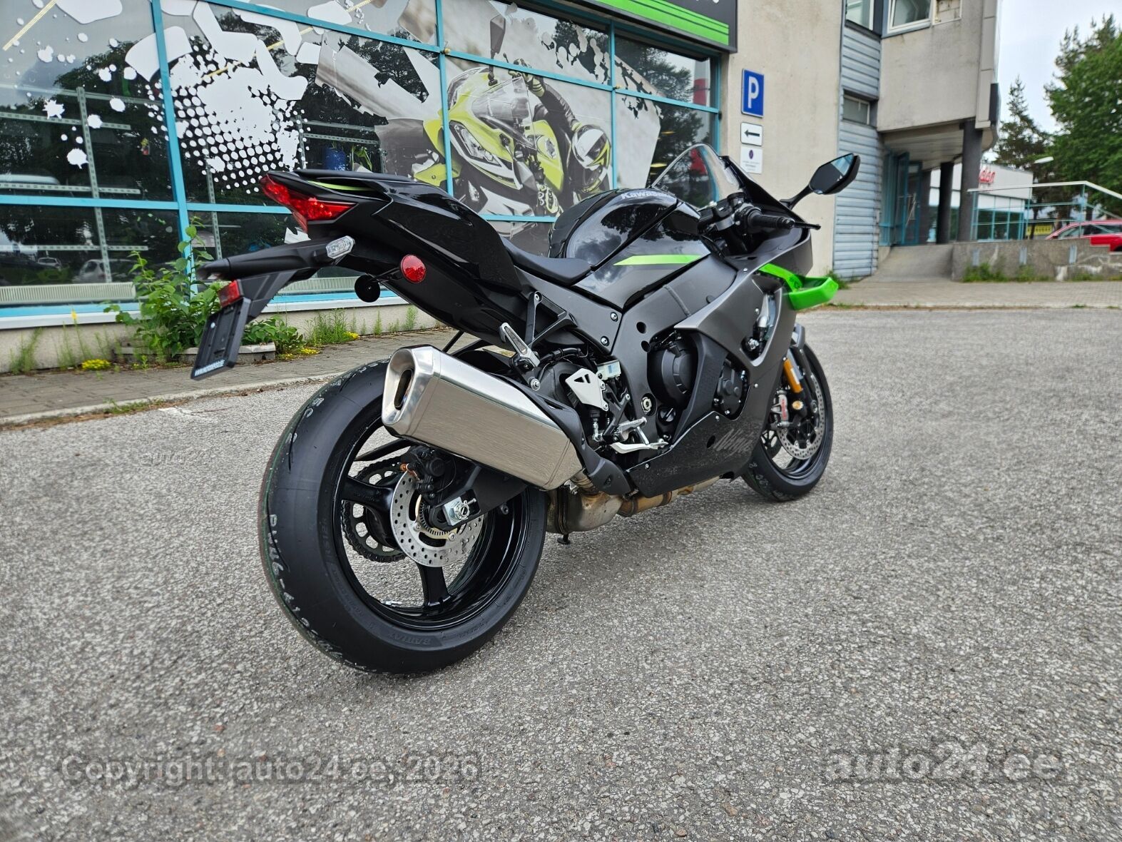 Kawasaki Ninja ZX - 10R 152кВ - auto24.ee