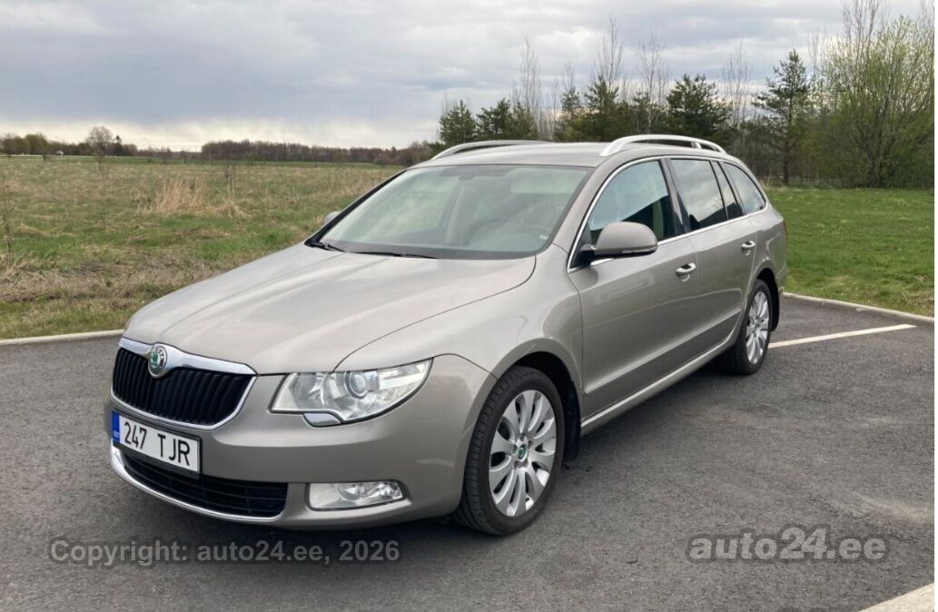 Skoda Superb 2.0 103kW 2012, photo 2/10