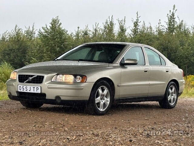 Volvo S60 - 1
