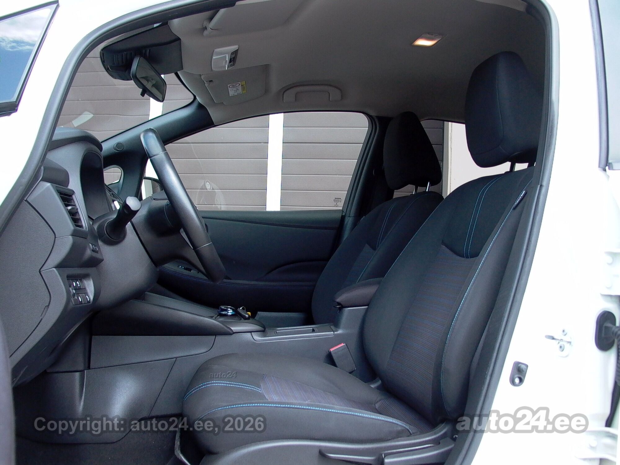 Nissan Leaf Acenta 90kW 2021, kuva 5/10