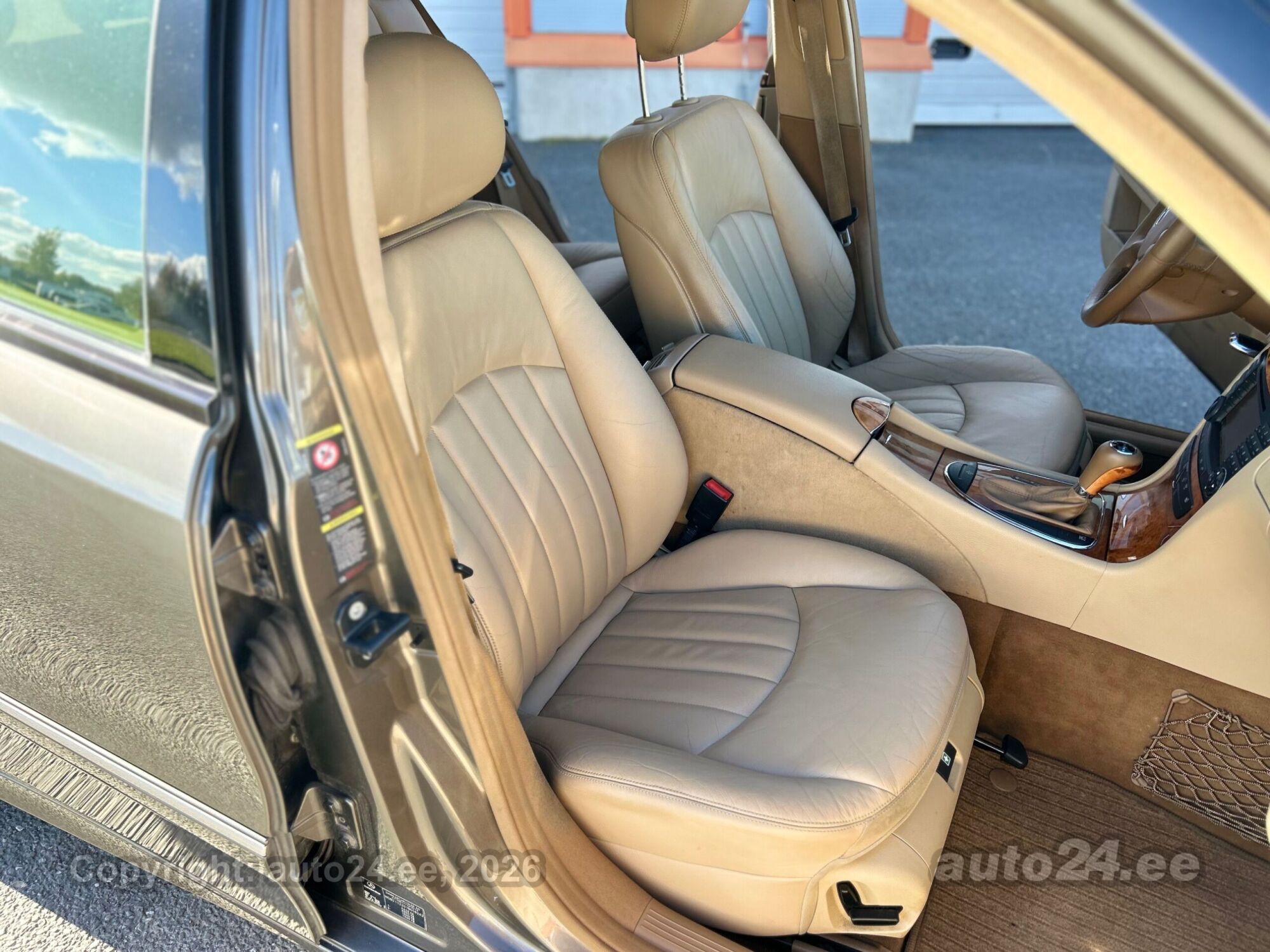 Mercedes-Benz E-Class 2006 — photo 24
