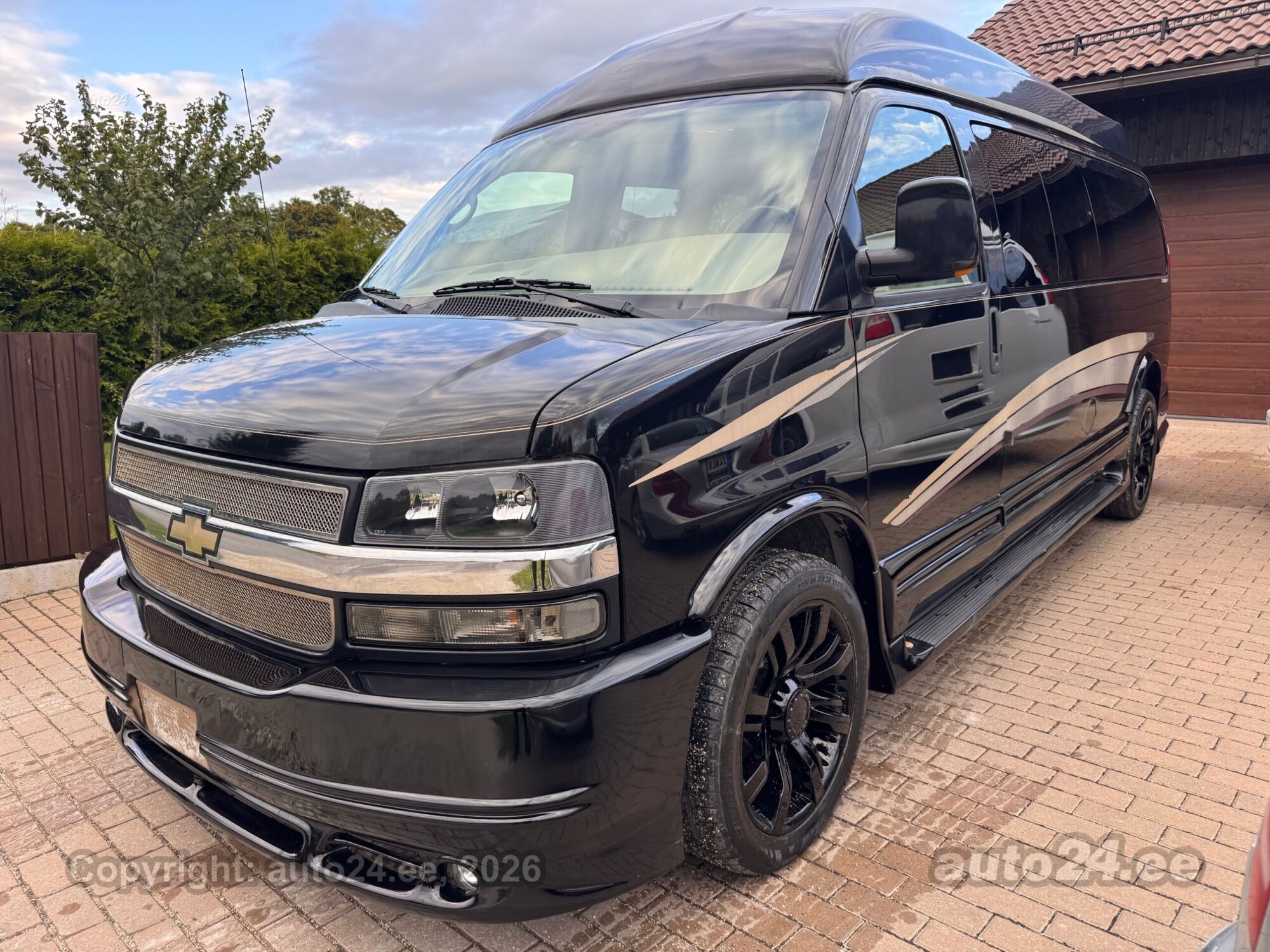 Chevrolet Express - 1