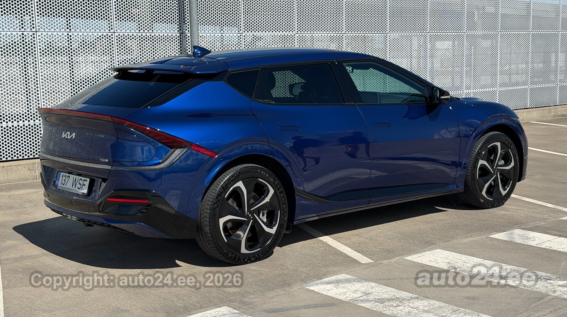 Kia EV6 2022, photo 3/10