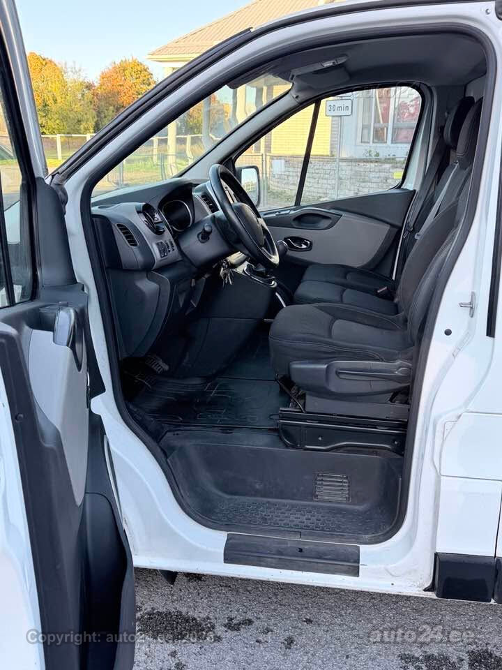 Renault Trafic 2015 — фото 8