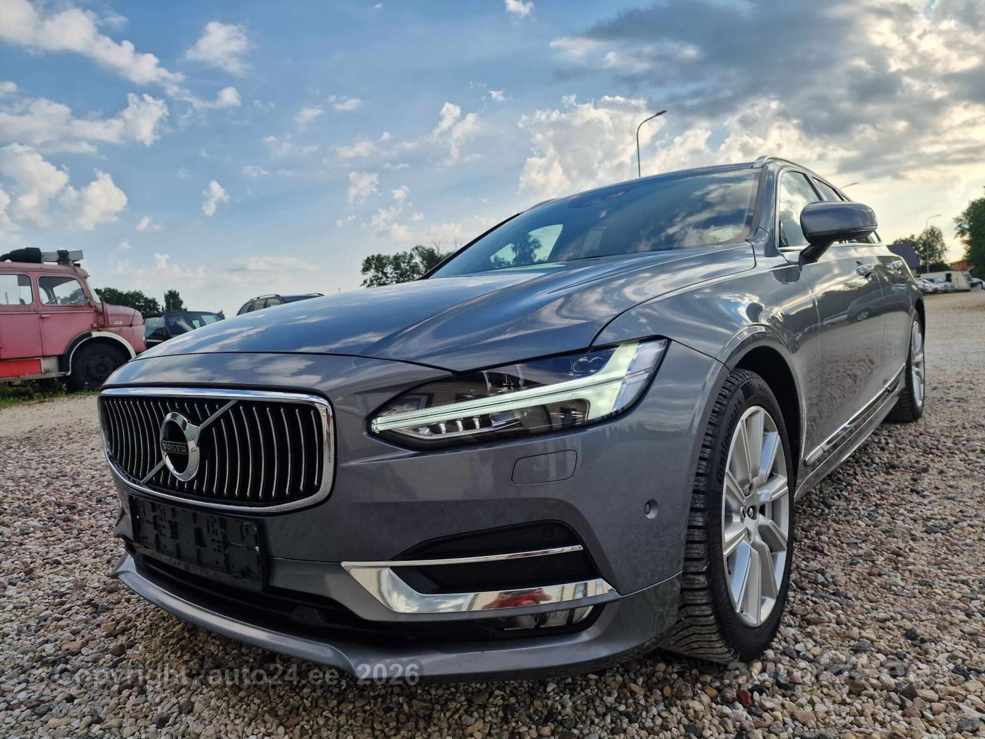 Volvo V90 INSCRIPTION 2.0 R4 D4 140kW 2018, photo 6/10