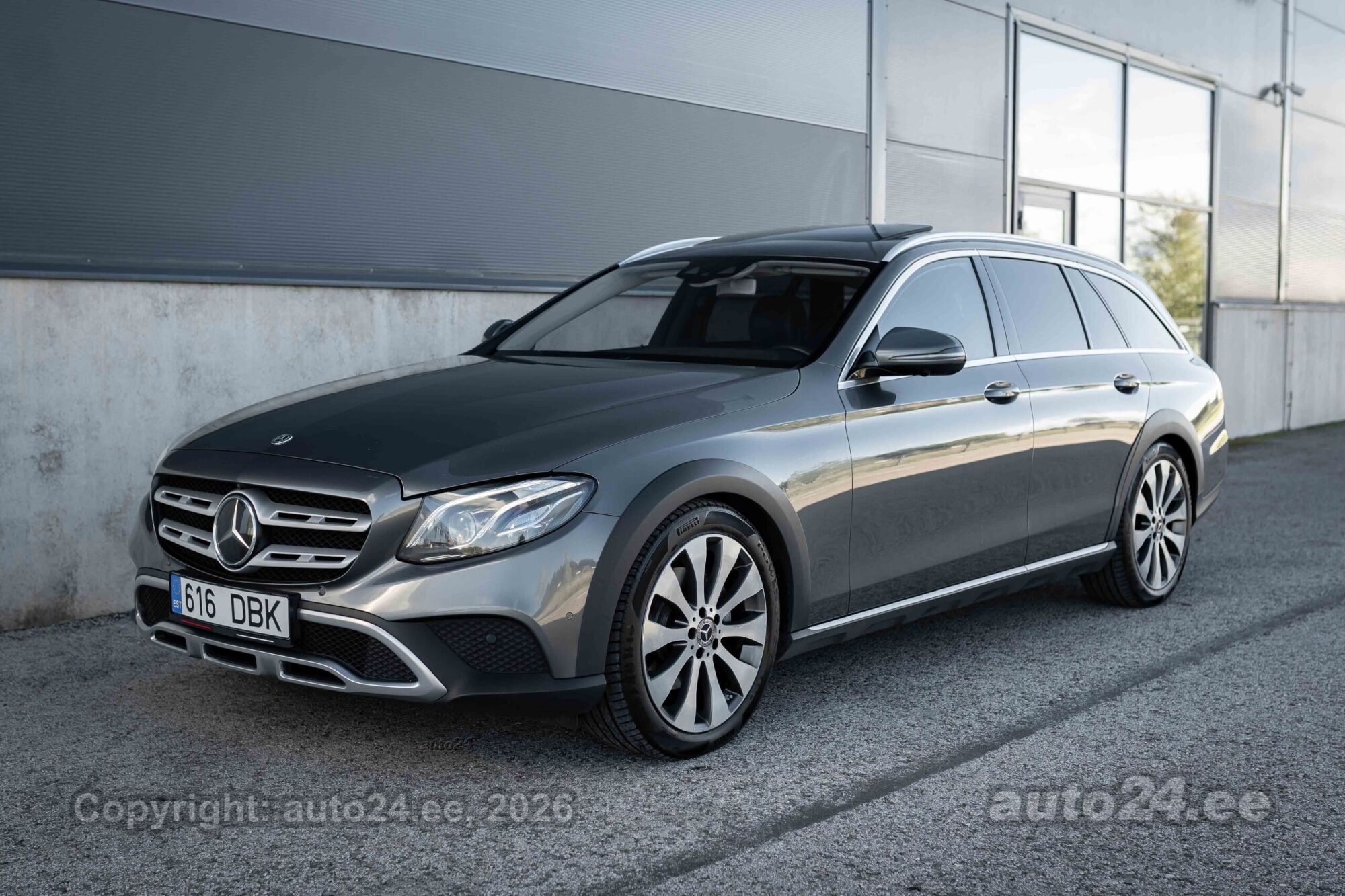 Mercedes-Benz E 220 - 2