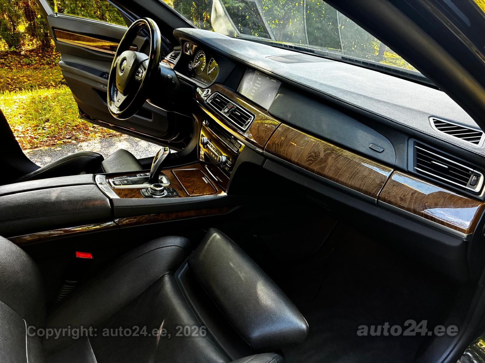 BMW 740 - 8