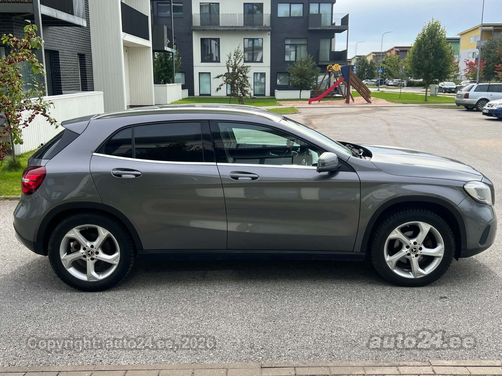 Mercedes-Benz GLA 220 - 3