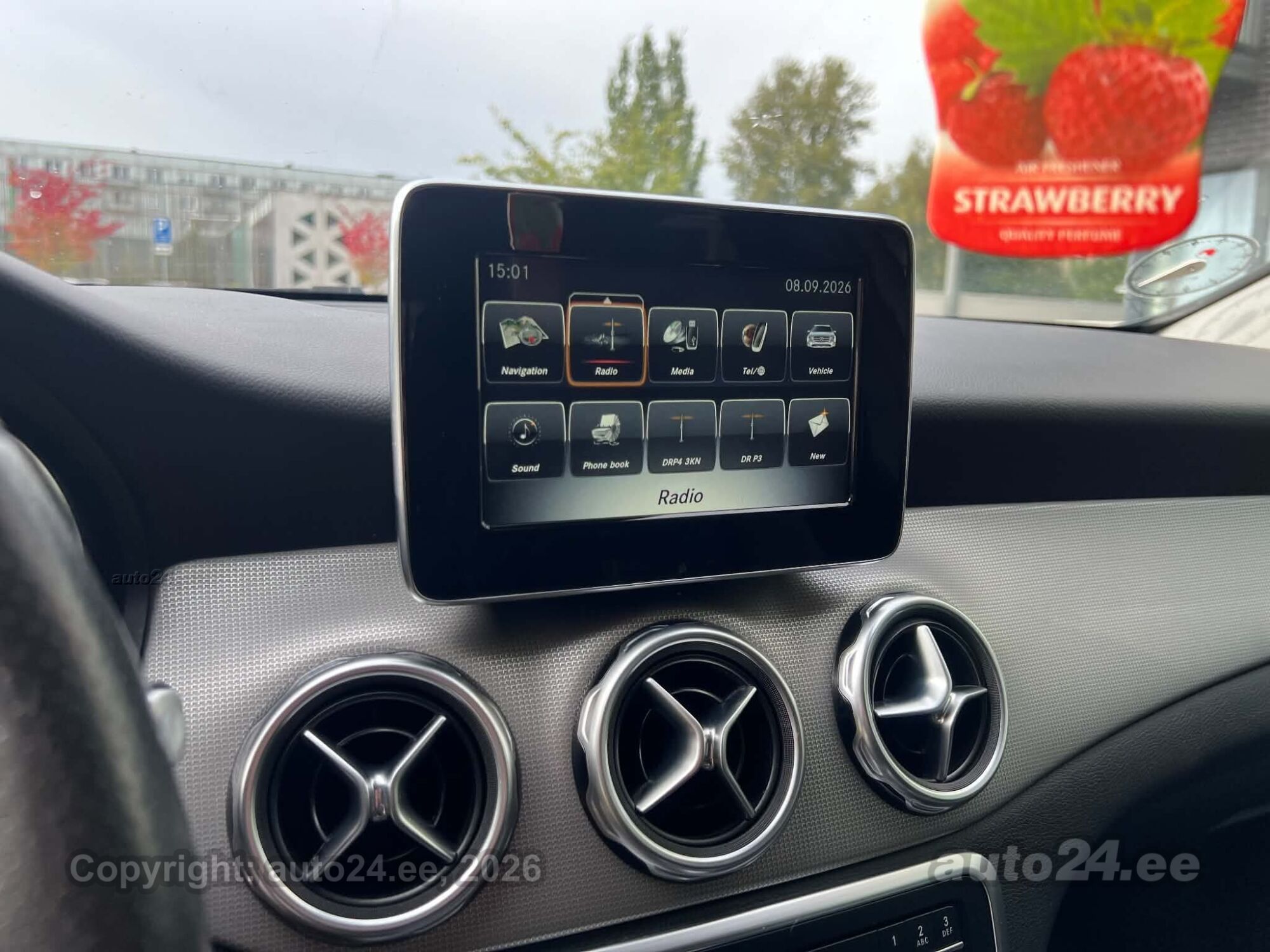 Mercedes-Benz GLA 220 - 12