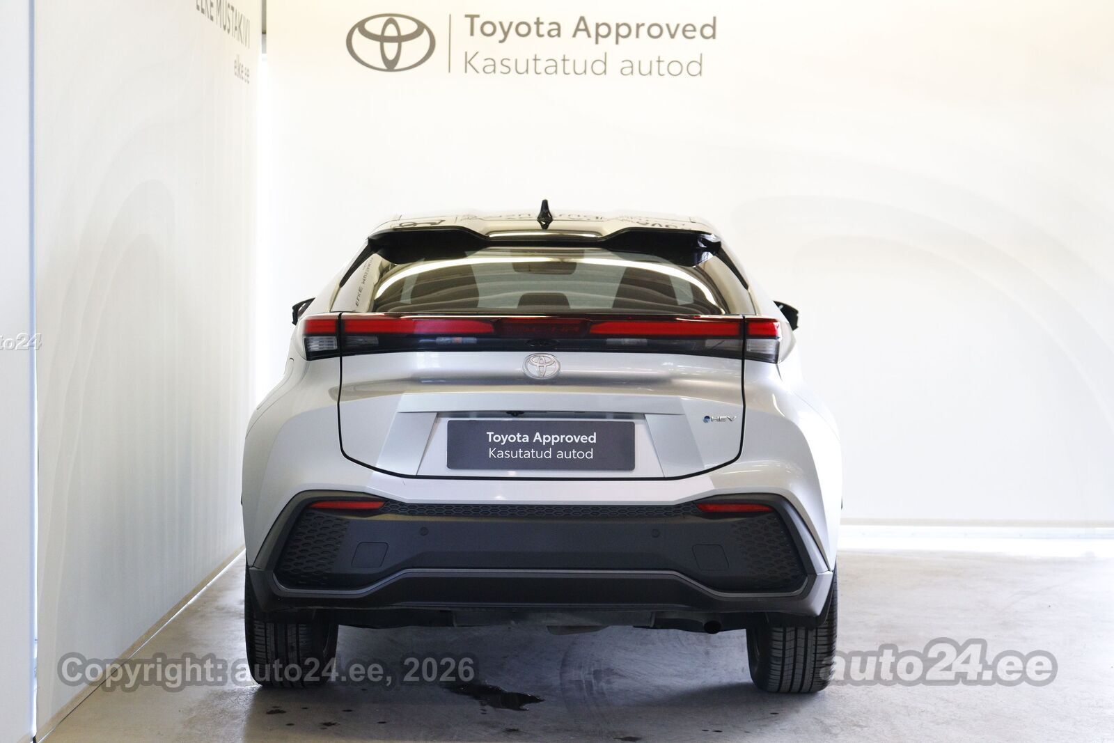 Toyota C-HR - 4