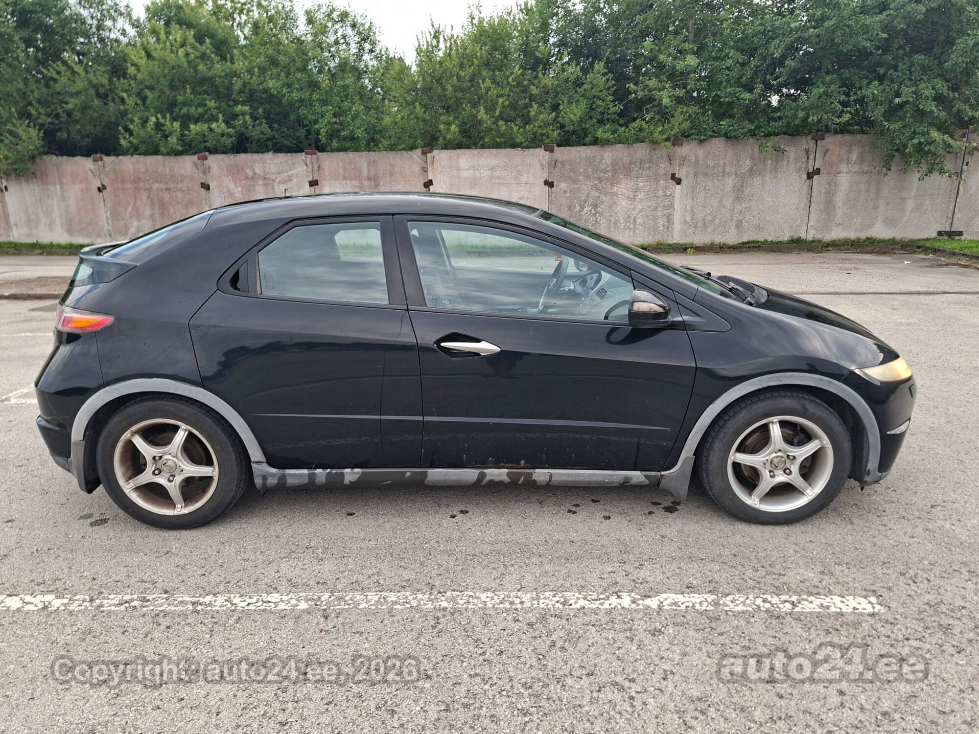 Honda Civic 1.3 61kW 2006, kuva 5/10