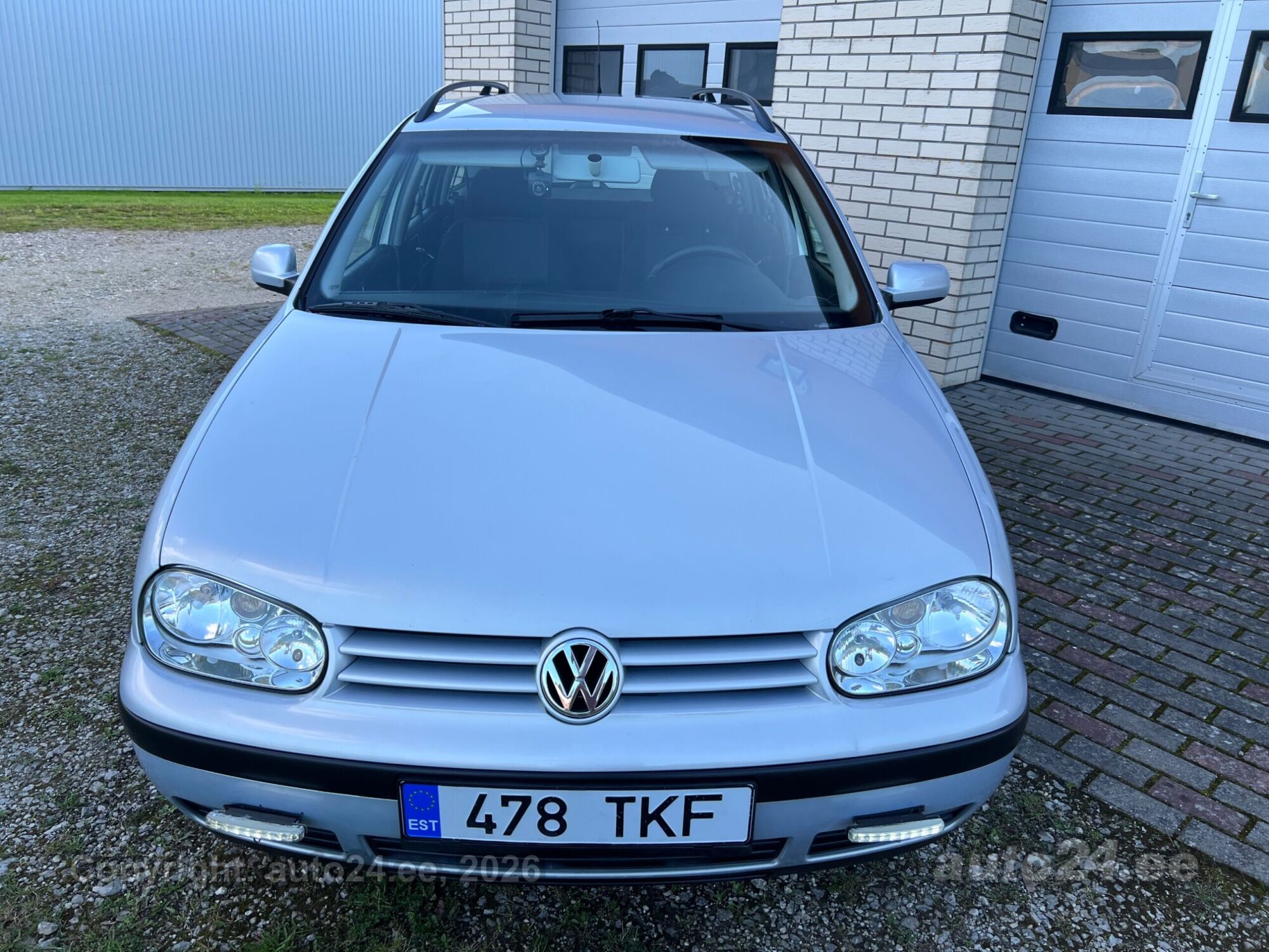 Volkswagen Golf - 4