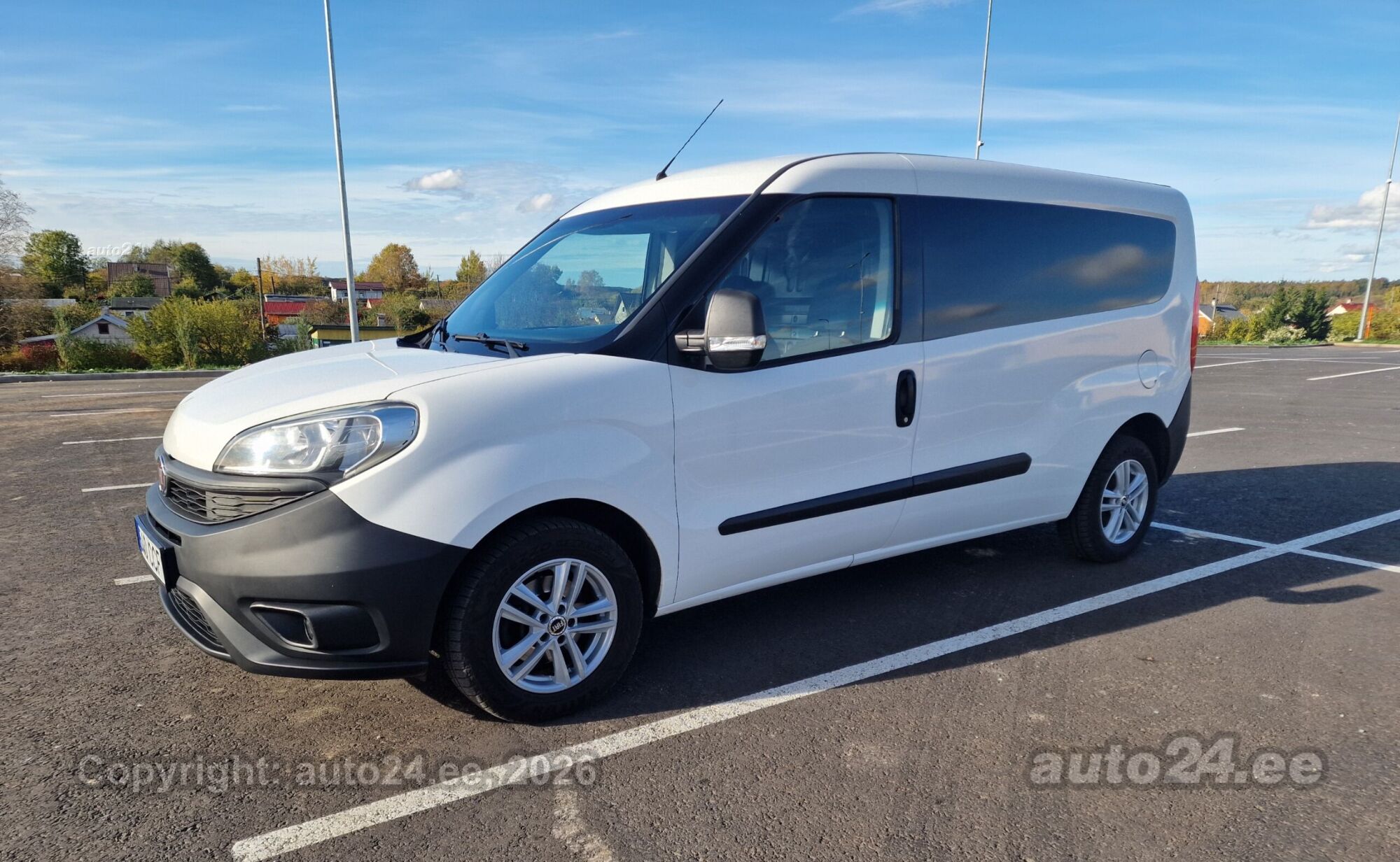 Fiat Doblo 2015 — photo 27
