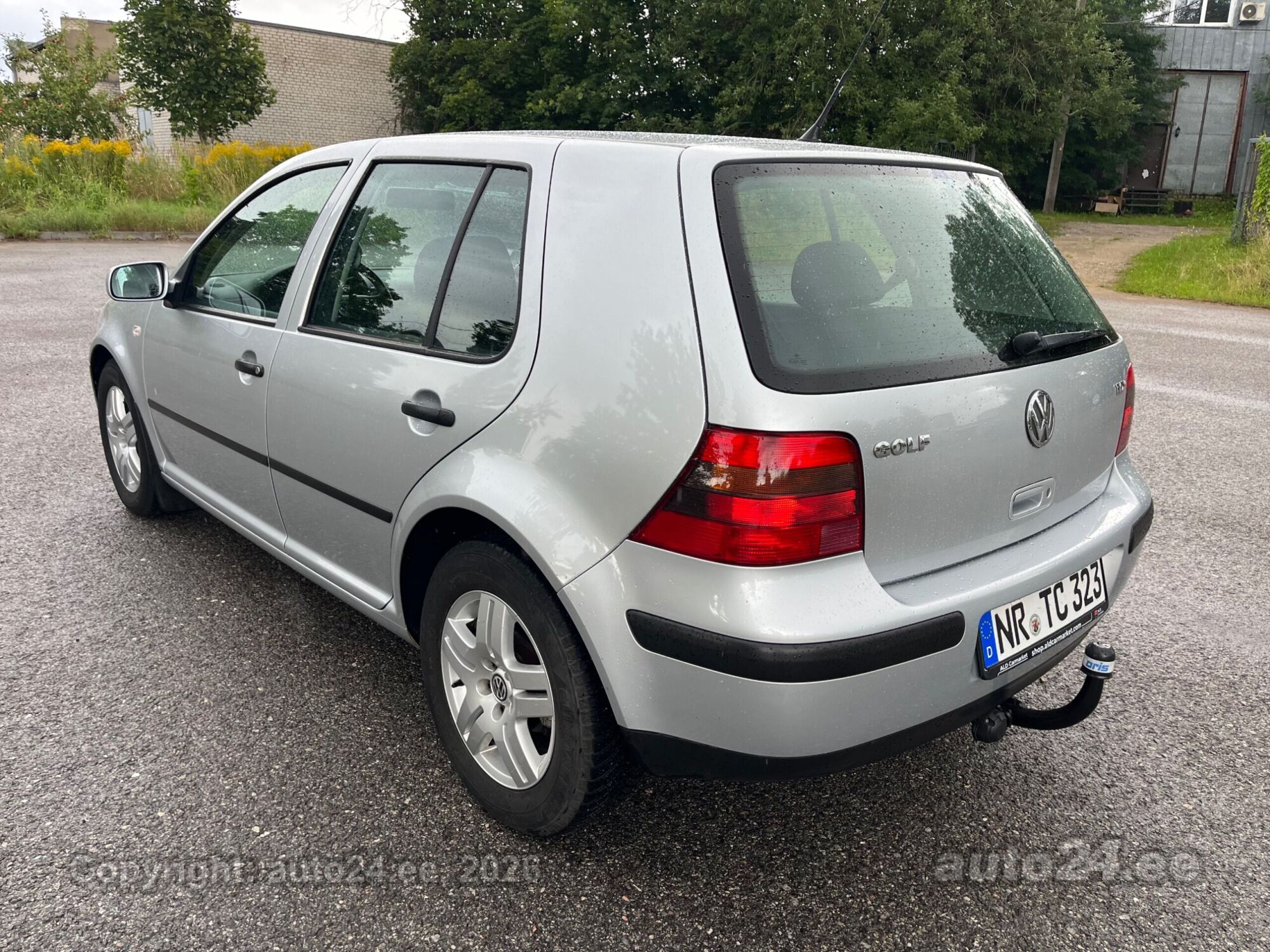 Volkswagen Golf 1.9 74kW 2003, kuva 5/10