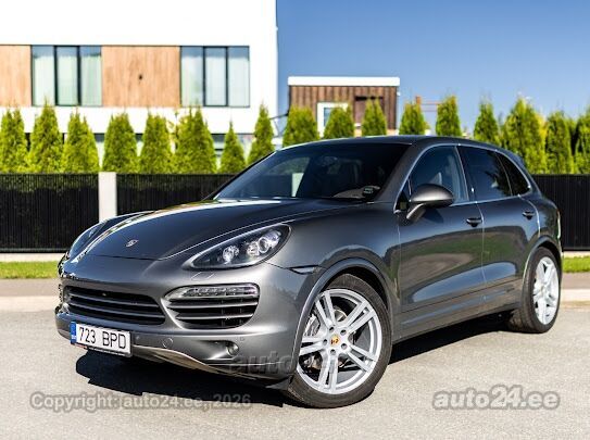 Porsche Cayenne - 2