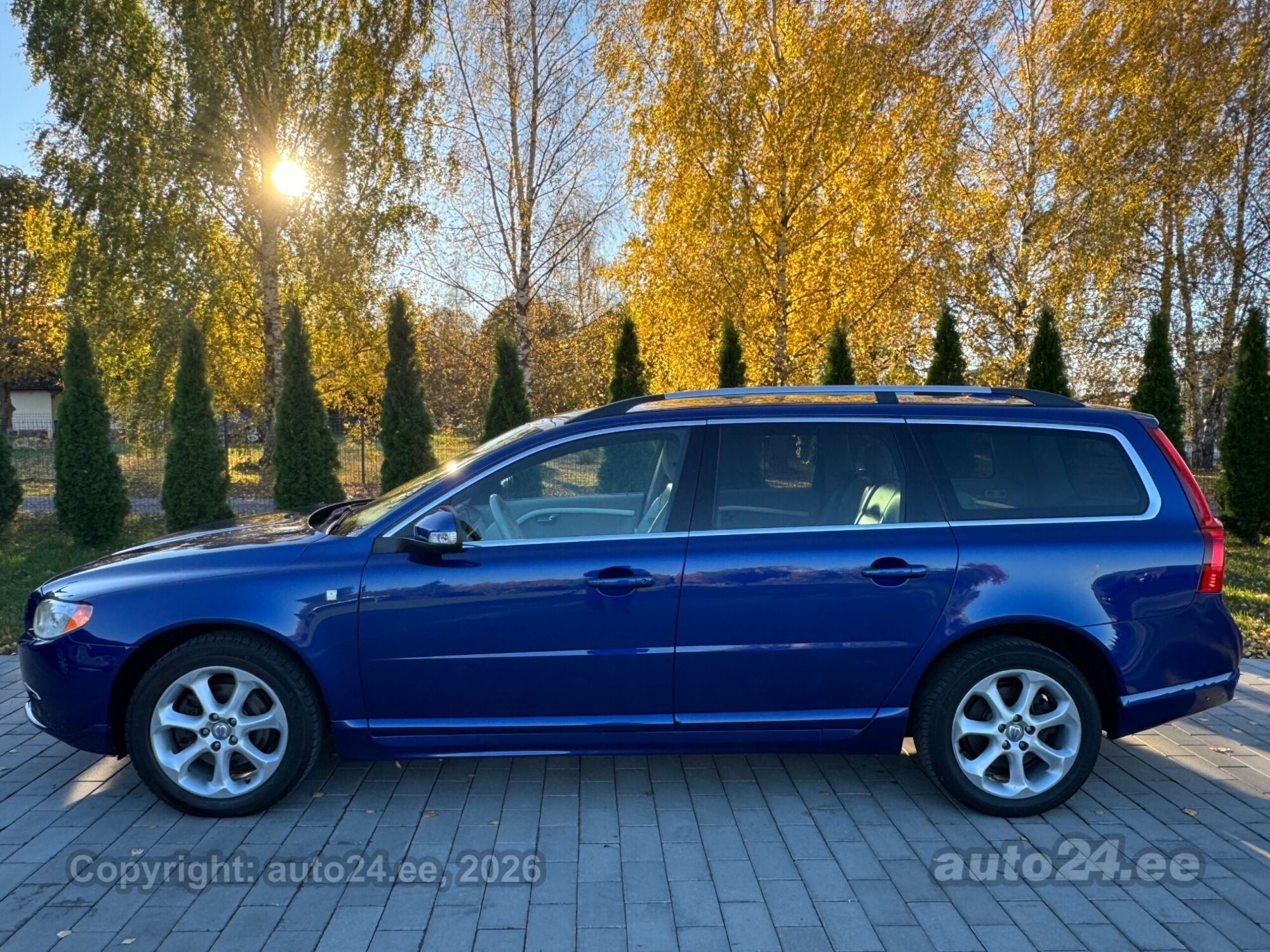 Volvo V70 2008 — photo 10
