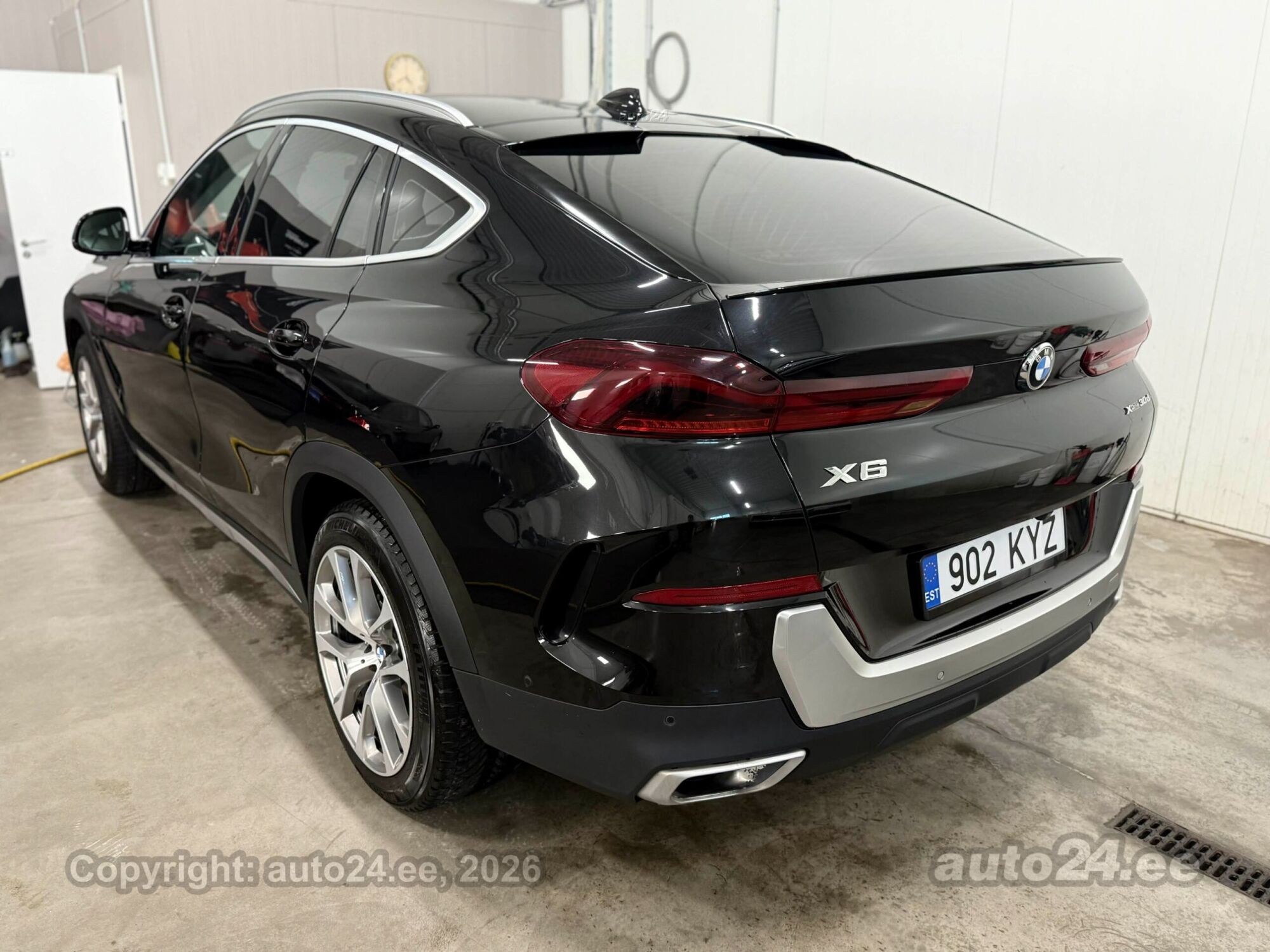 BMW X6 3.0 210kW 2021, photo 3/10