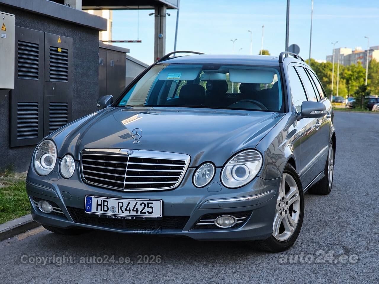 Mercedes-Benz E 320 FACELIFT AVANGARDE 3.2 165kW