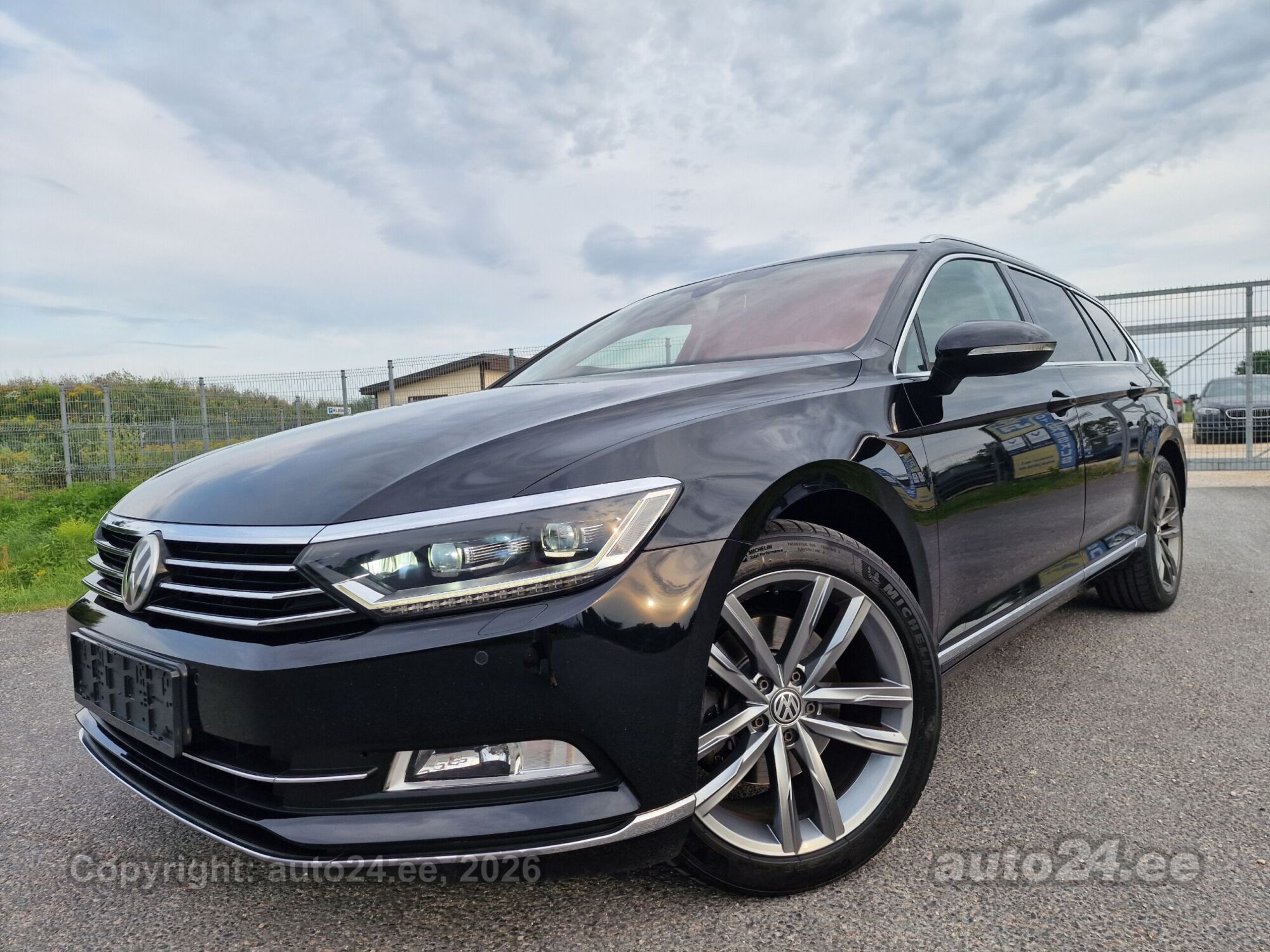 Volkswagen Passat 2015, kuva 2/10