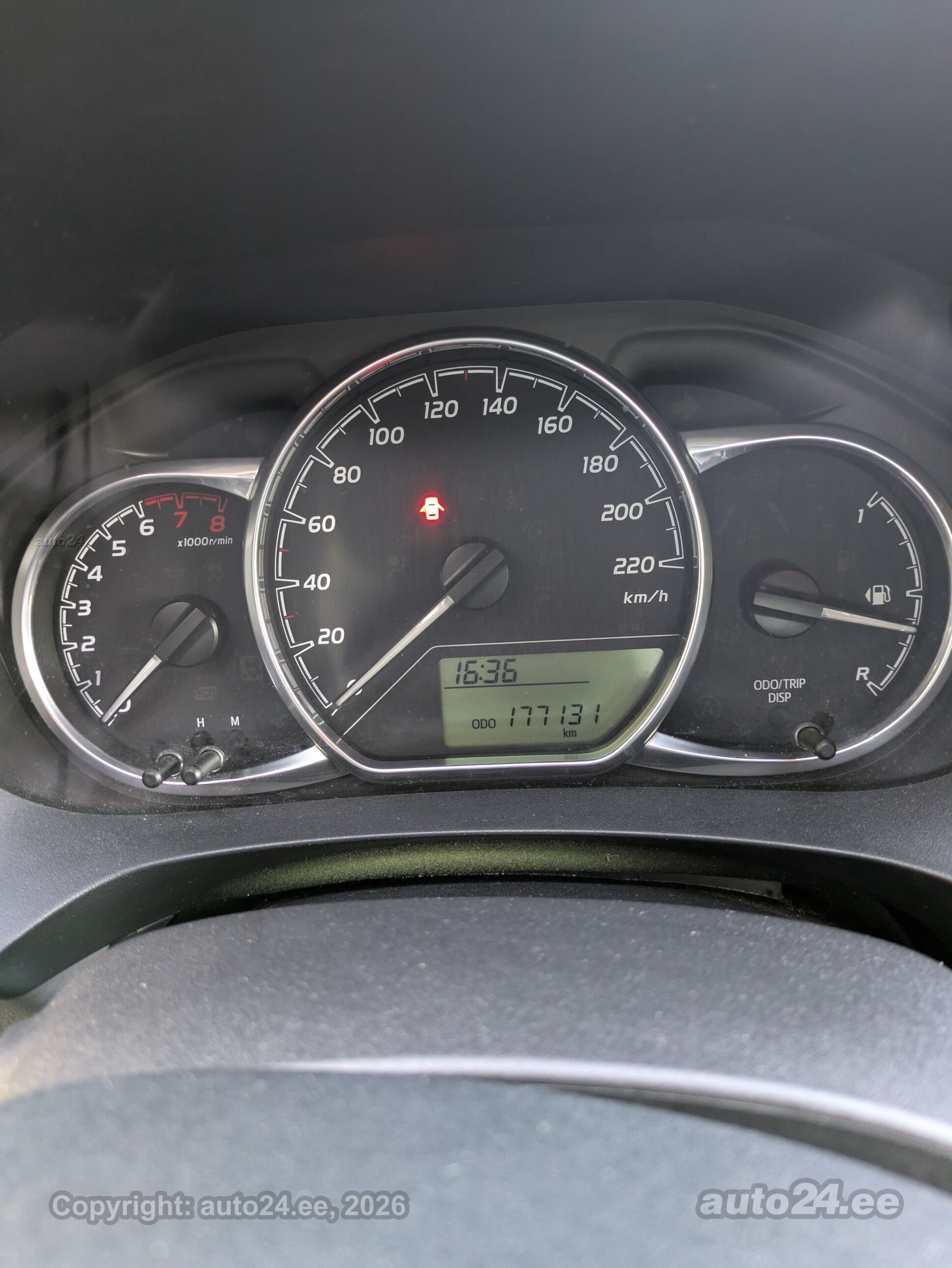 Toyota Yaris - 6